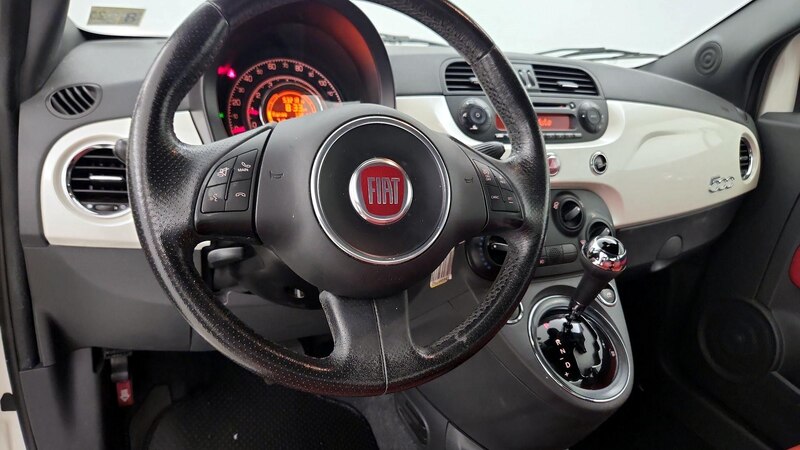 2014 Fiat 500 Sport 9