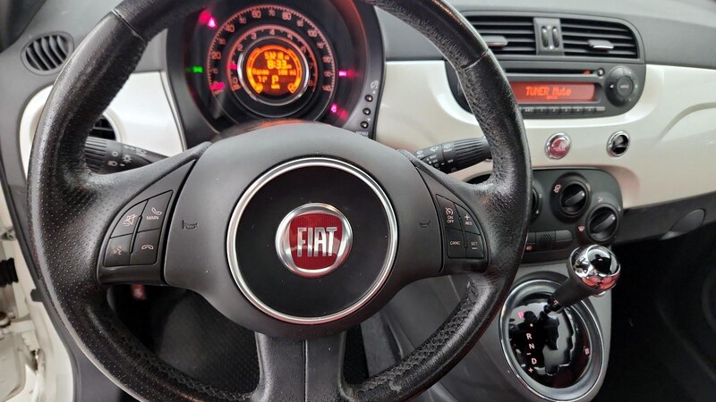 2014 Fiat 500 Sport 10