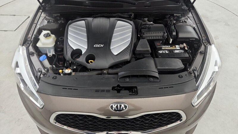 2015 Kia Cadenza Premium 23