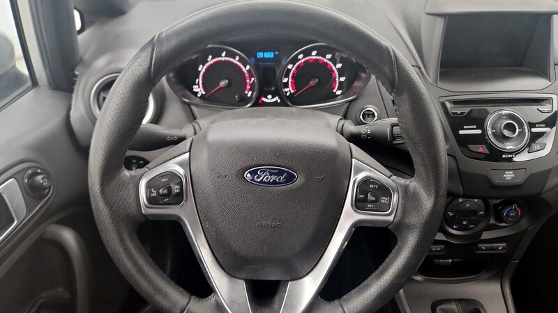 2014 Ford Fiesta ST 10