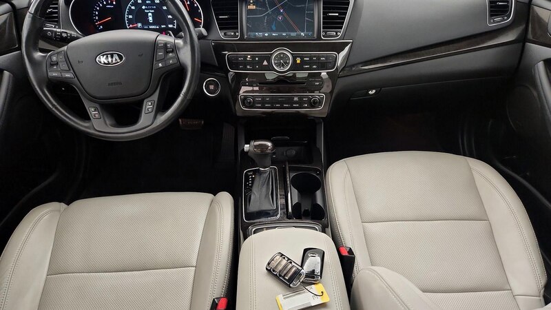 2014 Kia Cadenza Premium 9