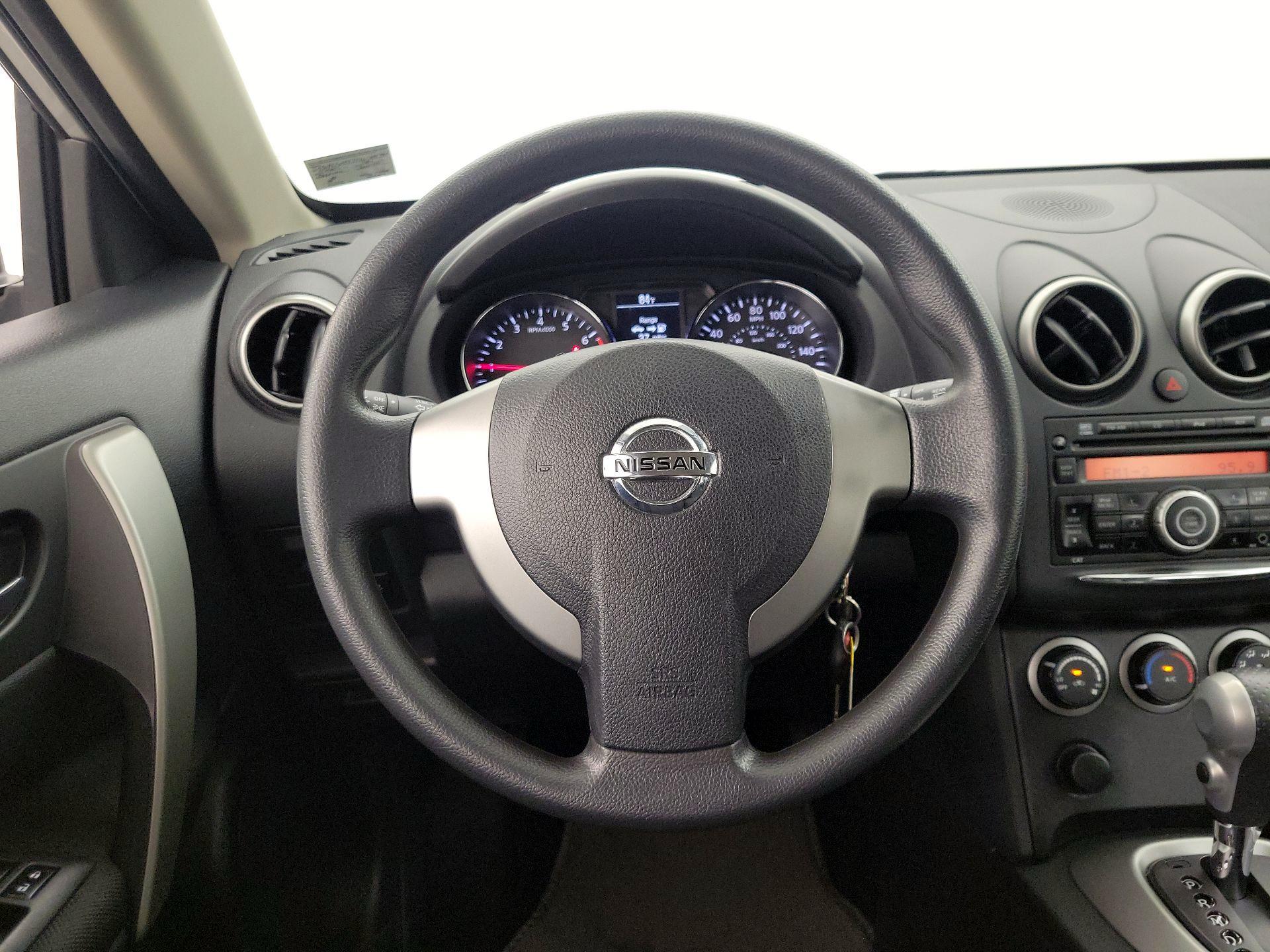 Thumbnail: 2014 Nissan Rogue - 10