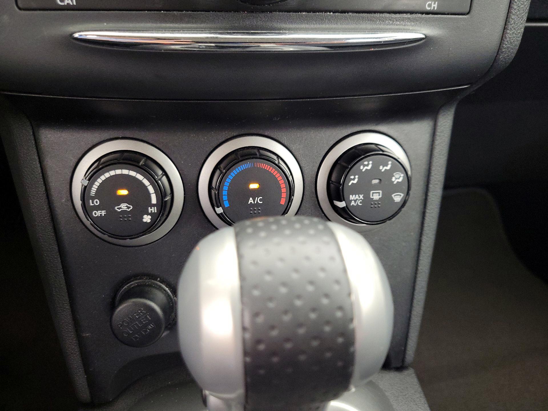 Thumbnail: 2014 Nissan Rogue - 15