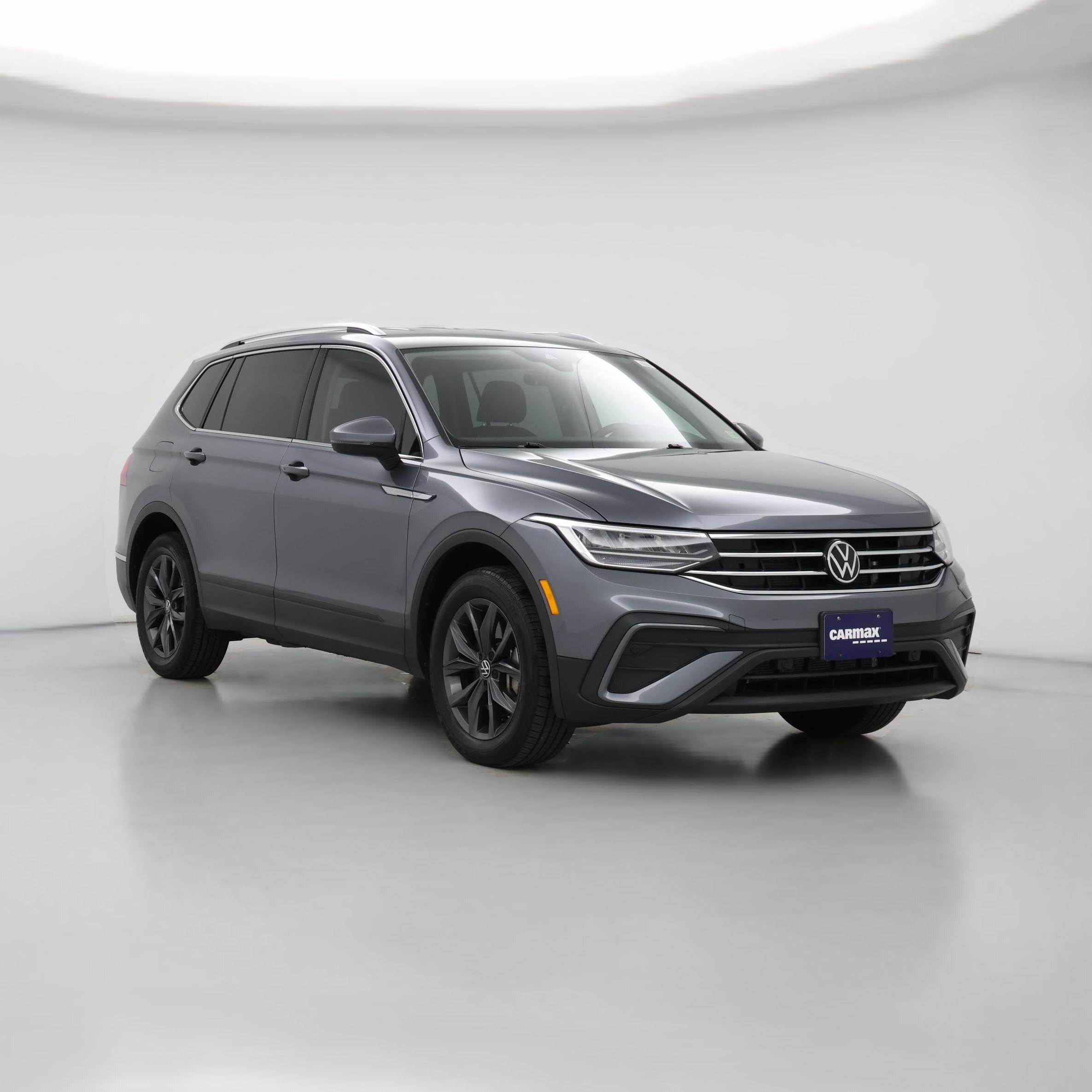 Thumbnail: 2023 Volkswagen Tiguan - 1