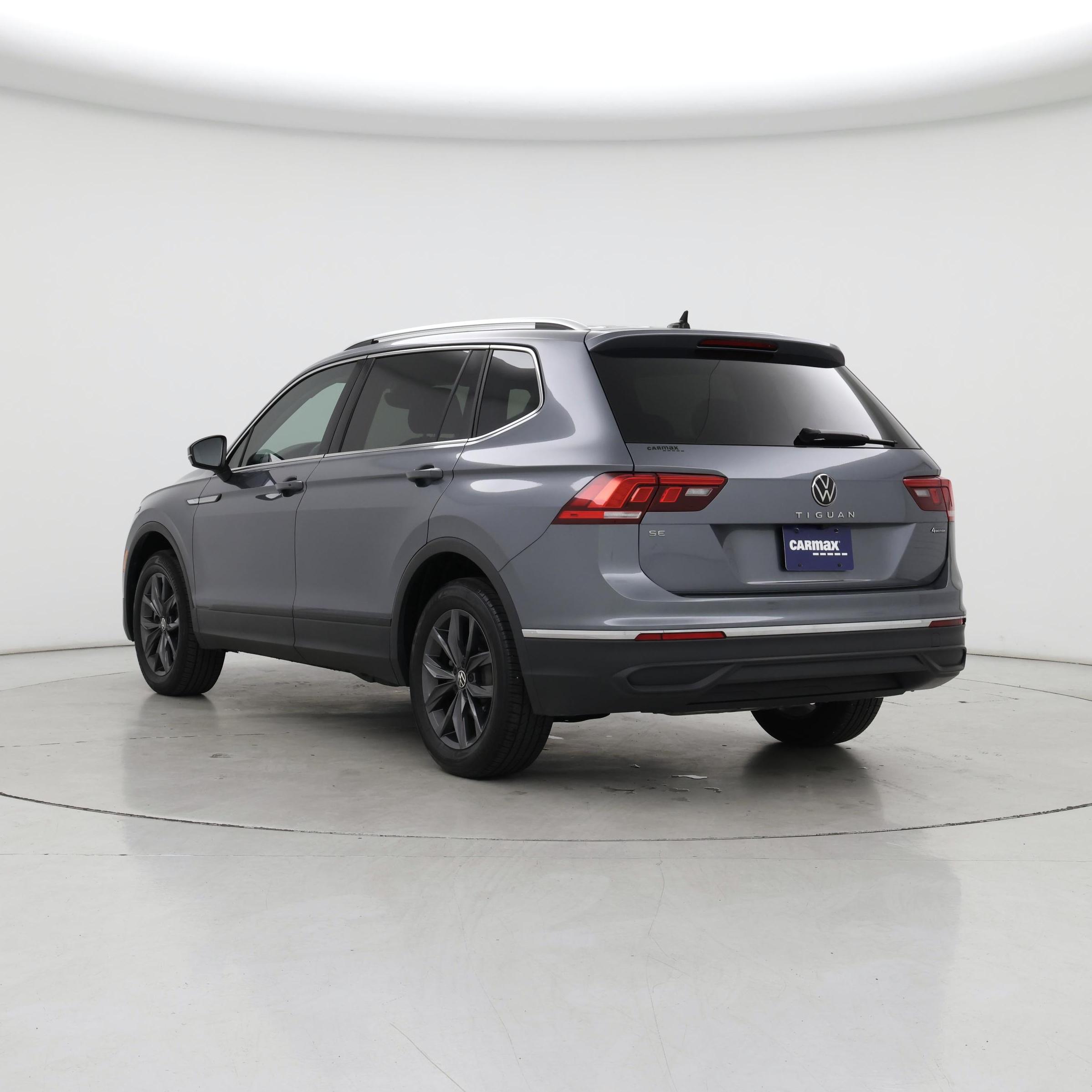 Thumbnail: 2023 Volkswagen Tiguan - 2