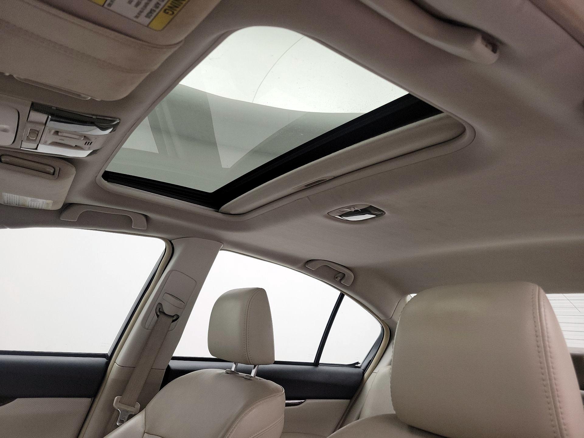 Thumbnail: 2013 Subaru Legacy - 18