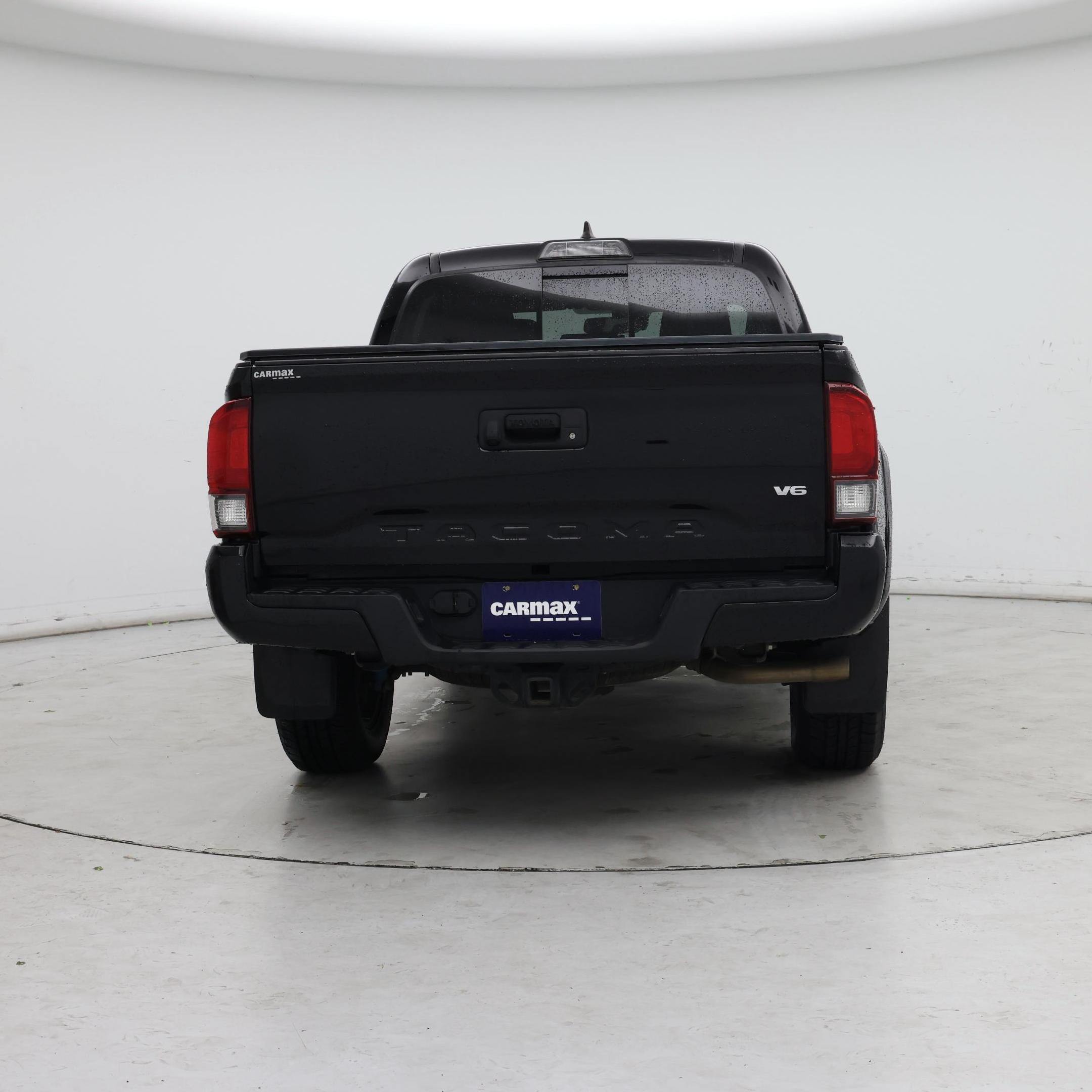 Thumbnail: 2018 Toyota Tacoma - 6