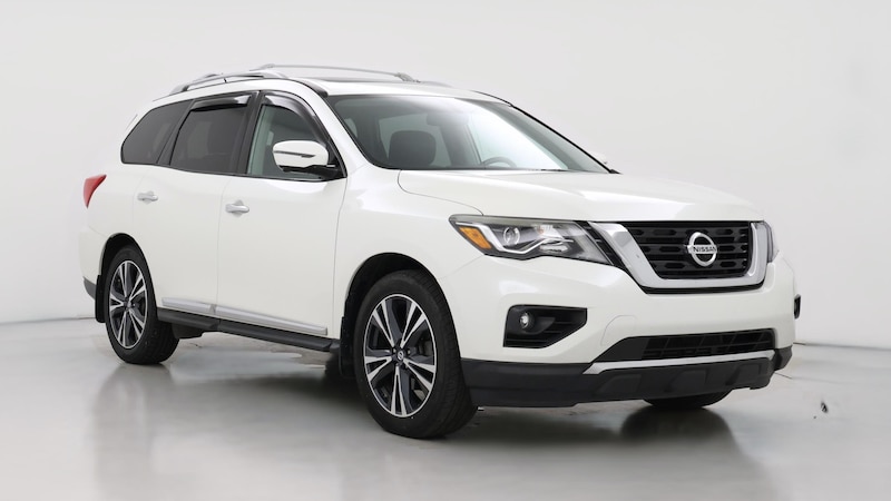 2017 Nissan Pathfinder Platinum Hero Image