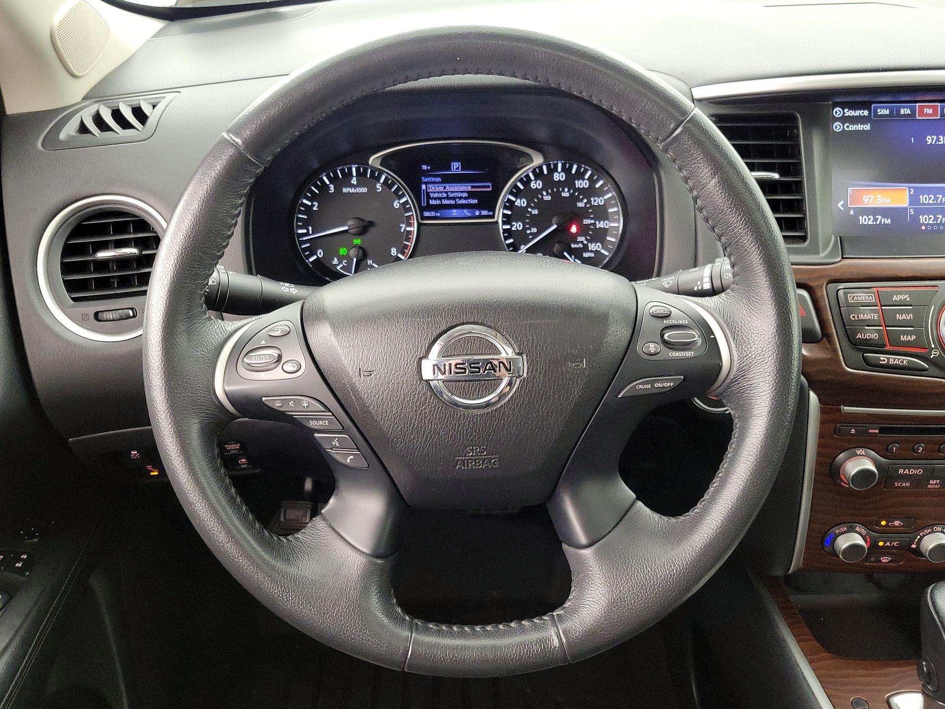 Thumbnail: 2017 Nissan Pathfinder - 10