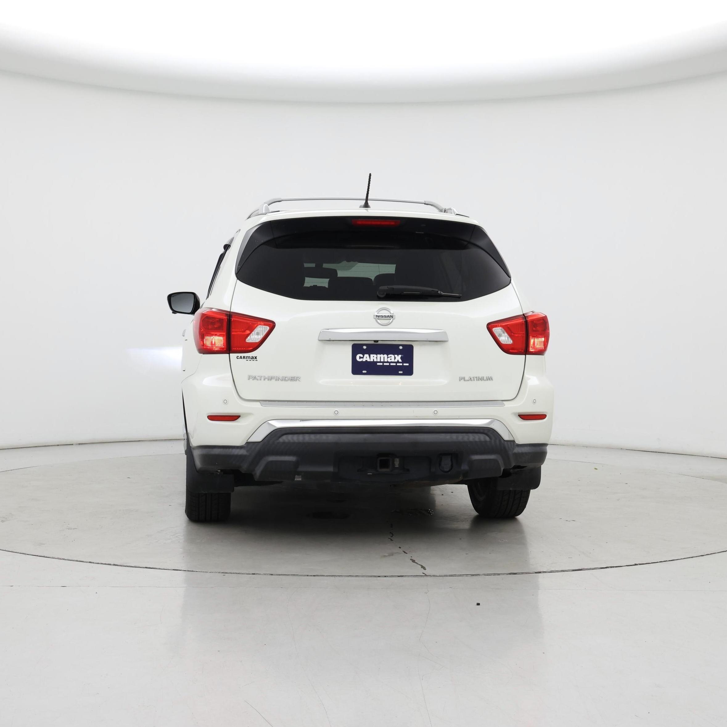 Thumbnail: 2017 Nissan Pathfinder - 6