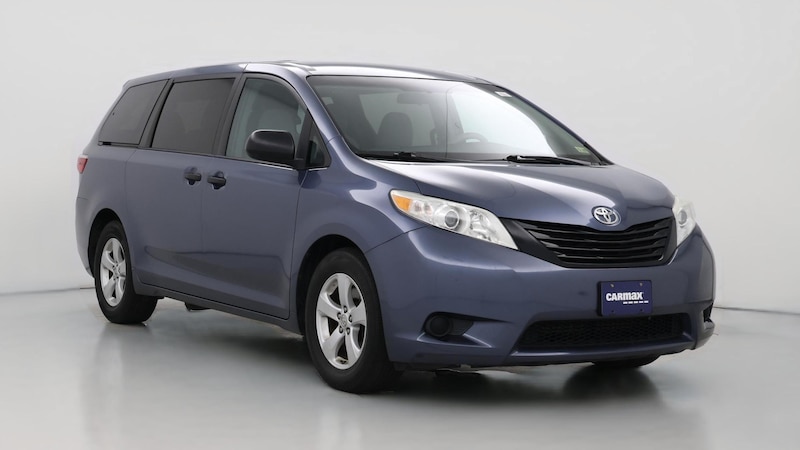 2017 Toyota Sienna L Hero Image
