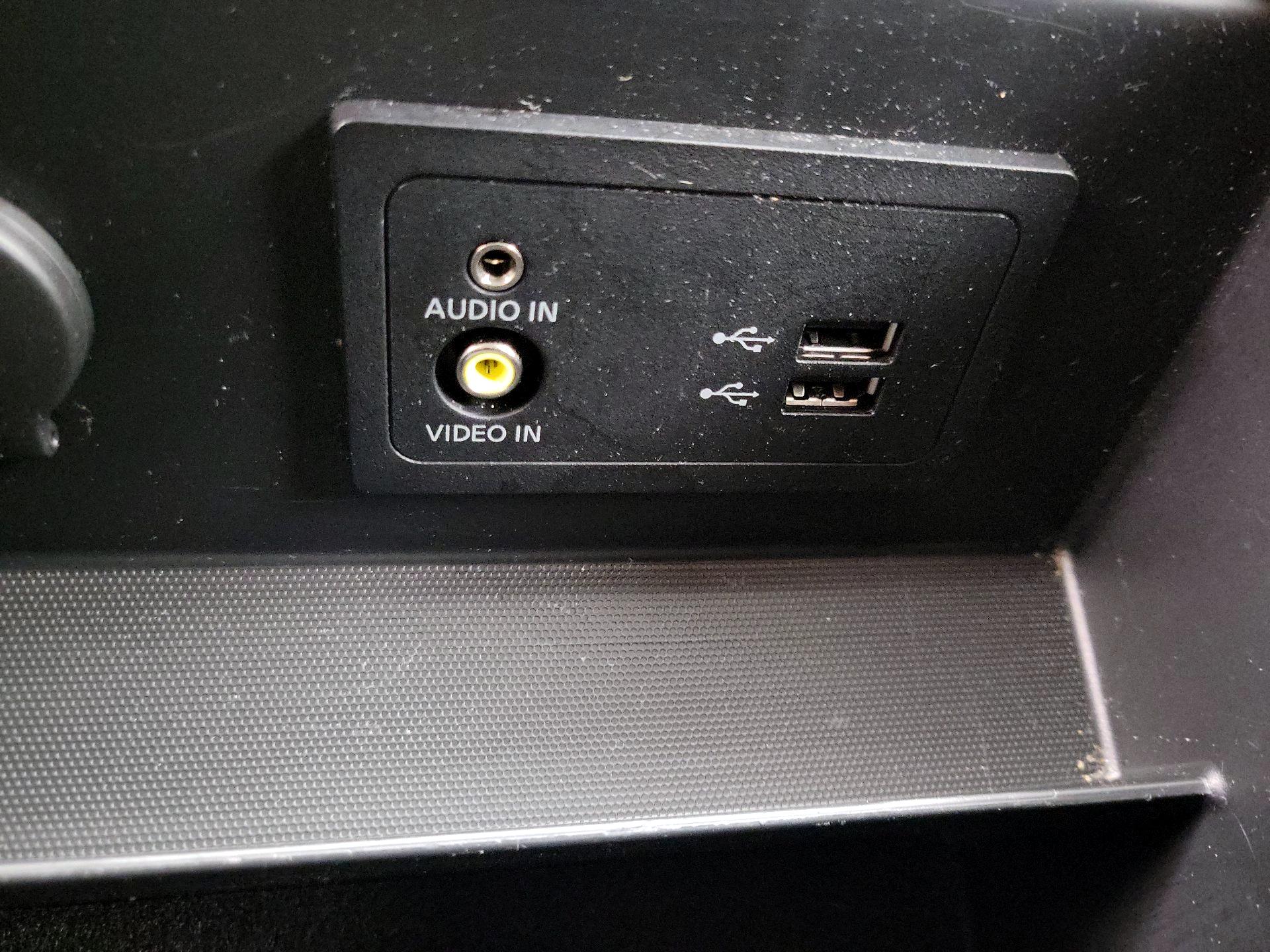 Thumbnail: 2019 Nissan Pathfinder - 18