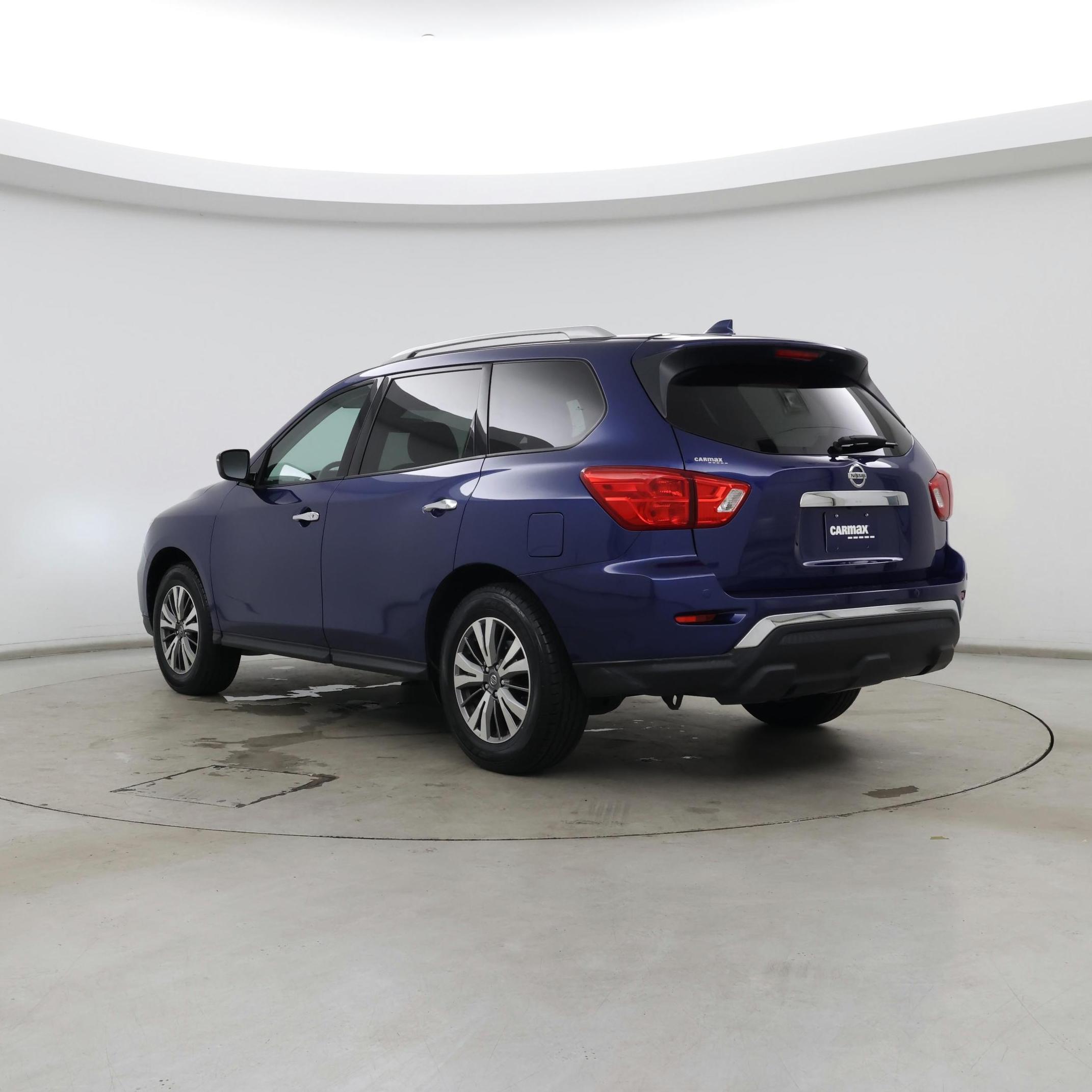 Thumbnail: 2019 Nissan Pathfinder - 2