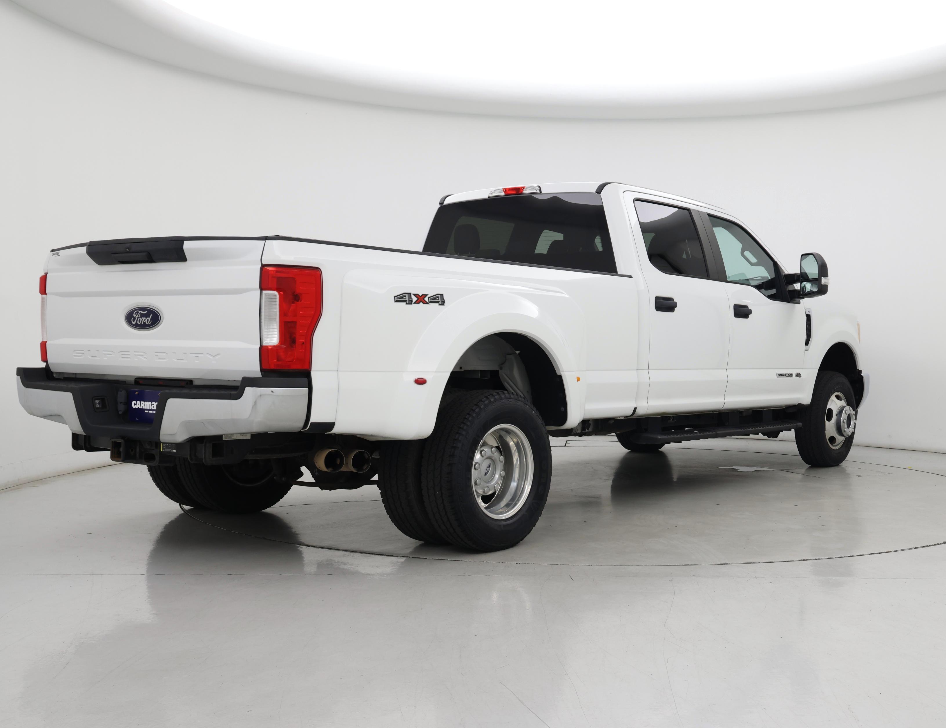 Thumbnail: 2017 Ford F-350 - 8