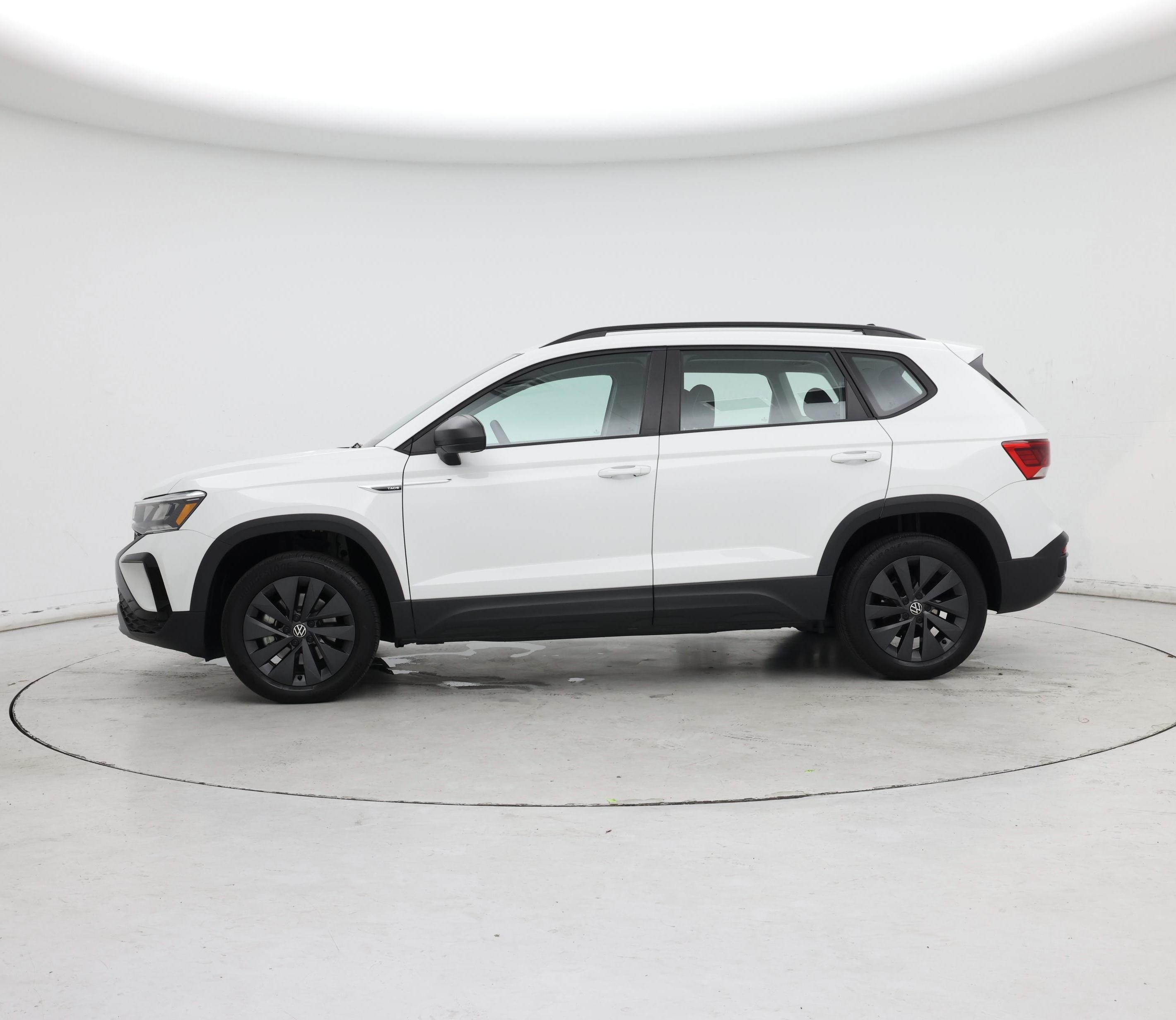 Thumbnail: 2023 Volkswagen Taos - 3