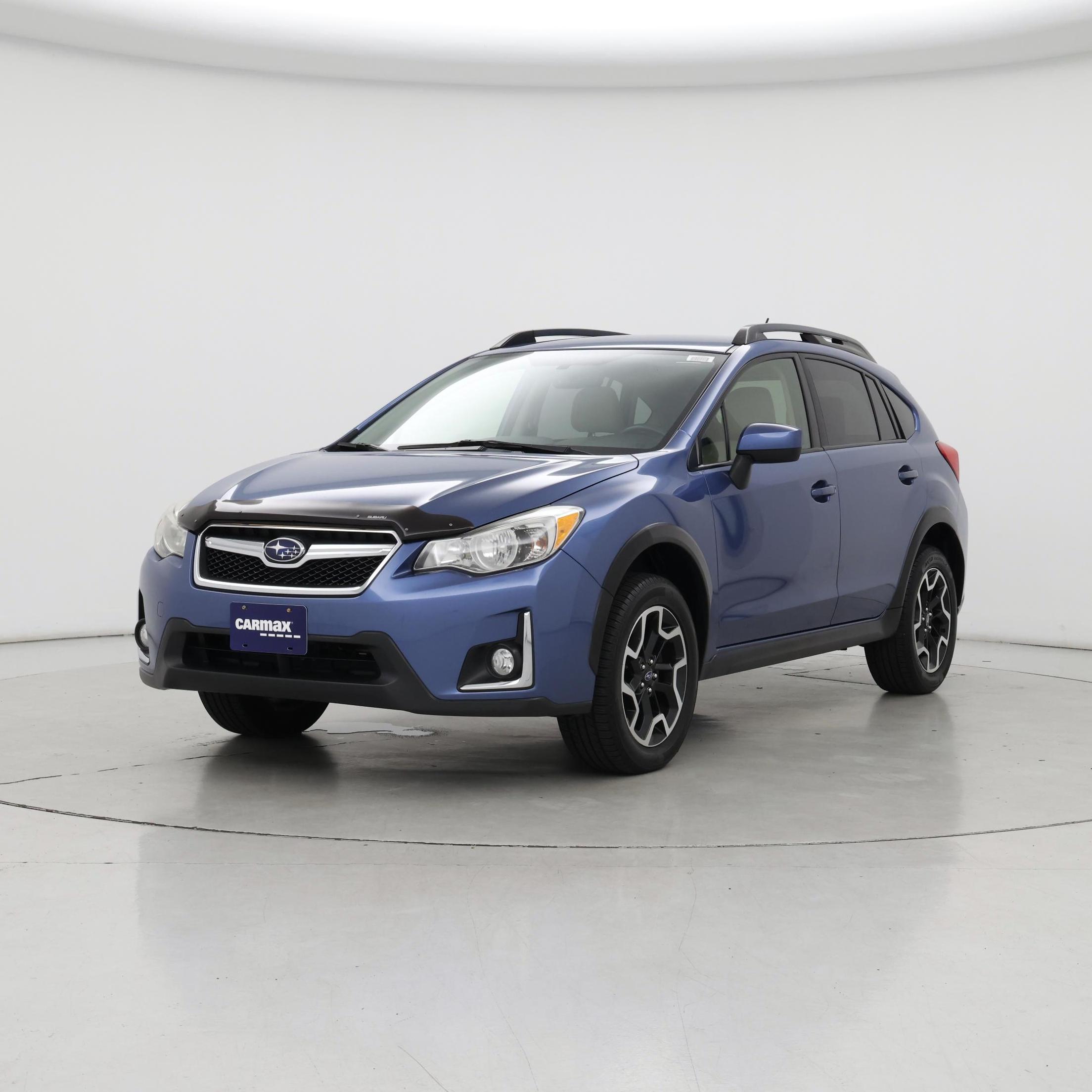 Thumbnail: 2017 Subaru Crosstrek - 4