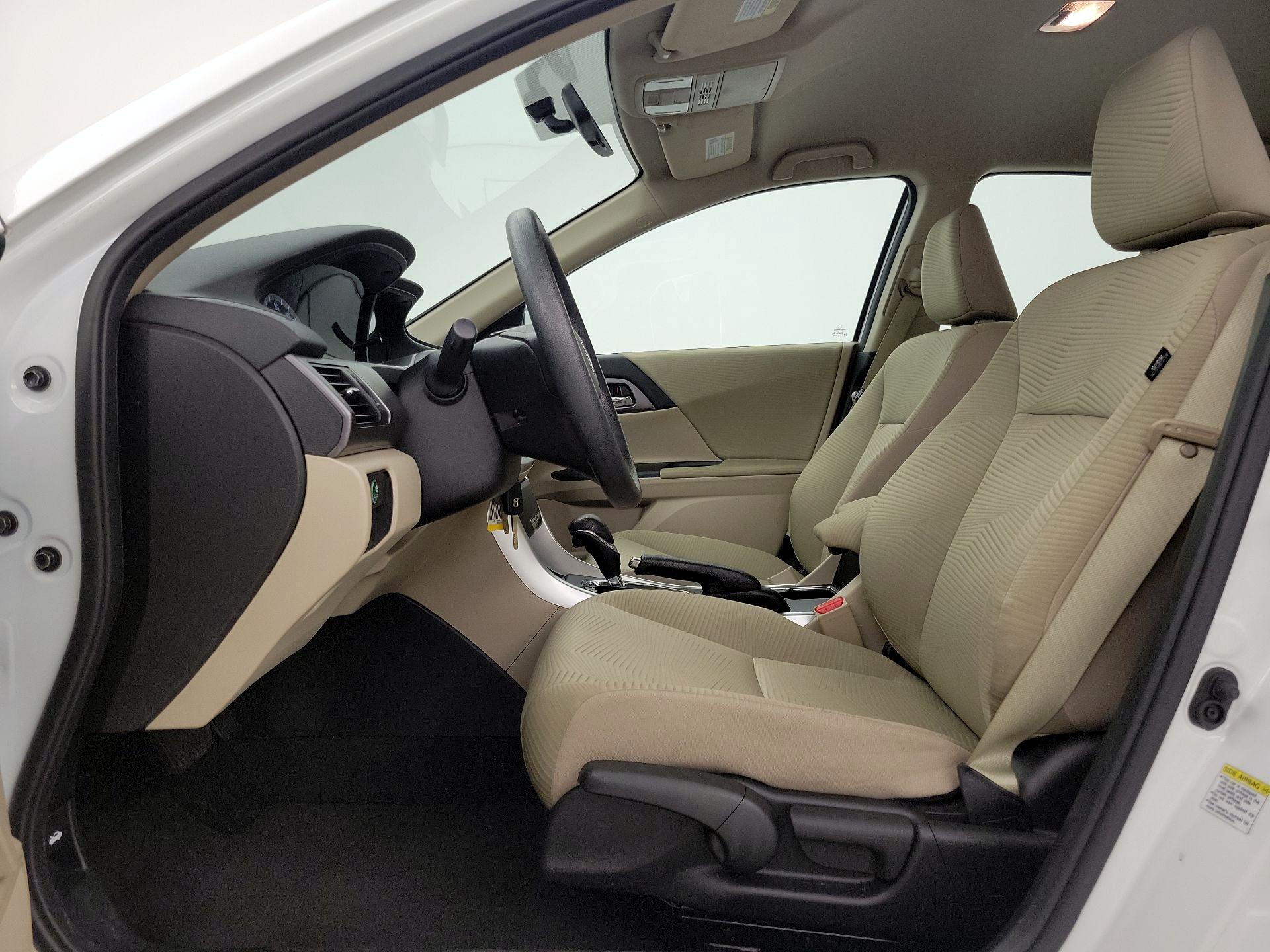 Thumbnail: 2015 Honda Accord - 11
