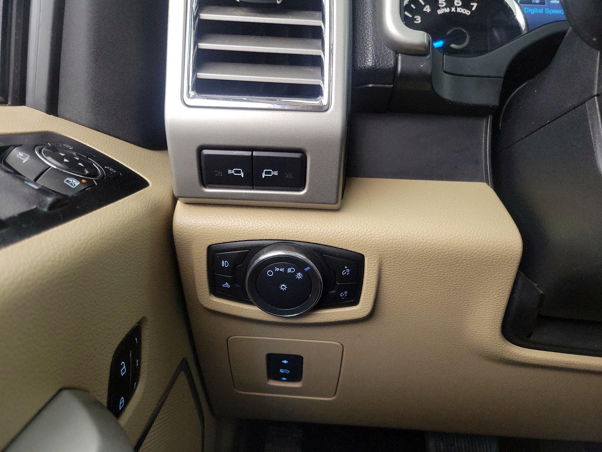 Thumbnail: 2015 Ford F-150 - 13