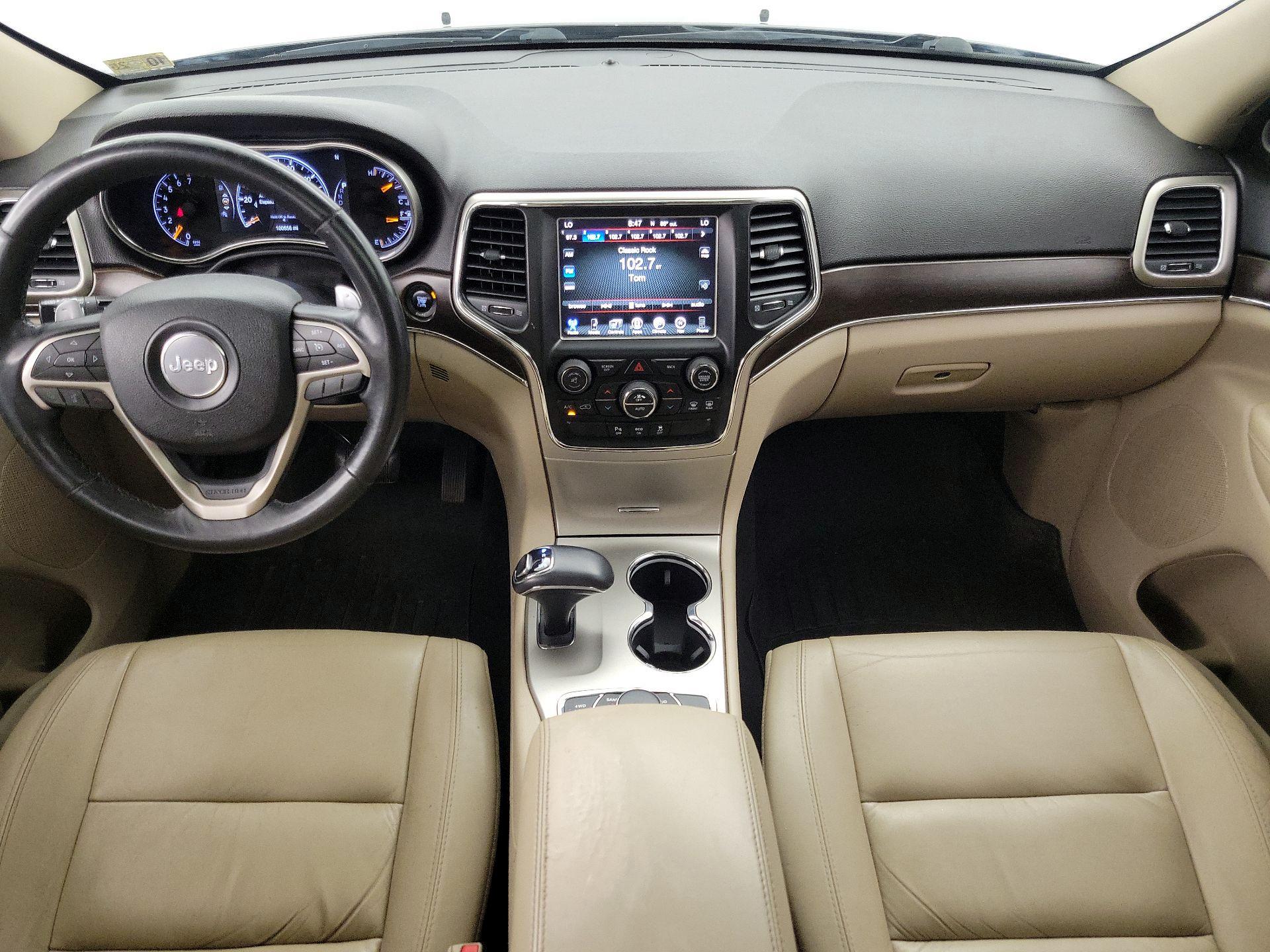 Thumbnail: 2015 Jeep Grand Cherokee - 9