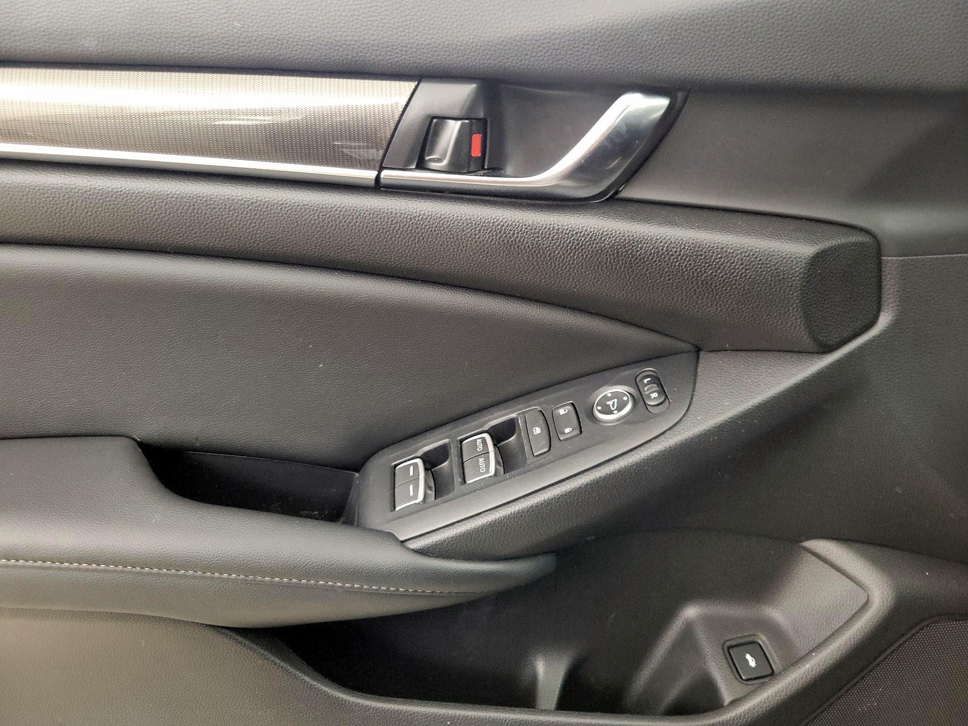 Thumbnail: 2022 Honda Accord - 12