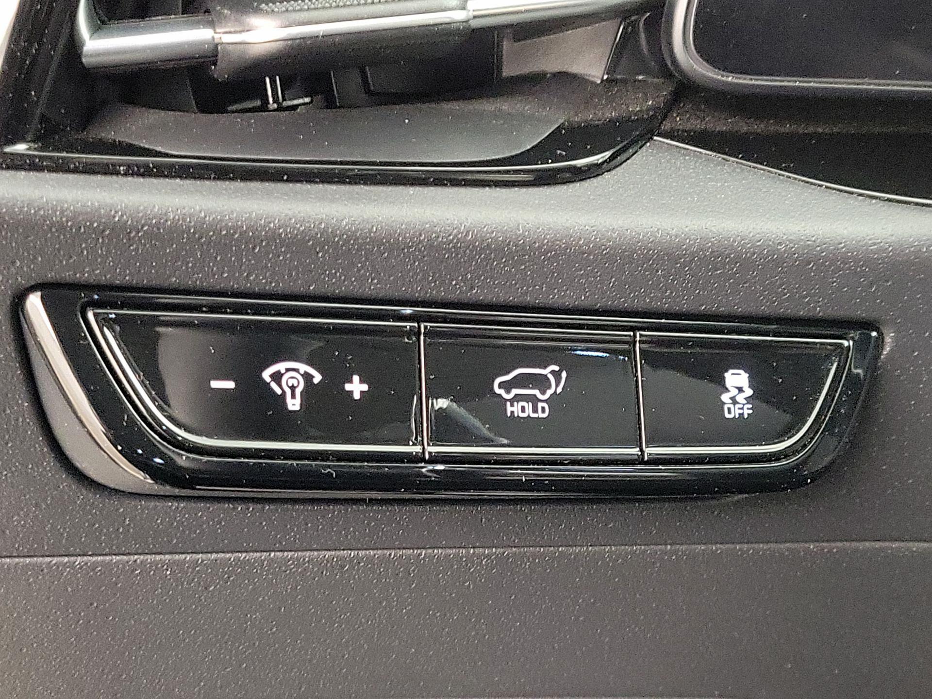 Thumbnail: 2023 Kia Niro - 13