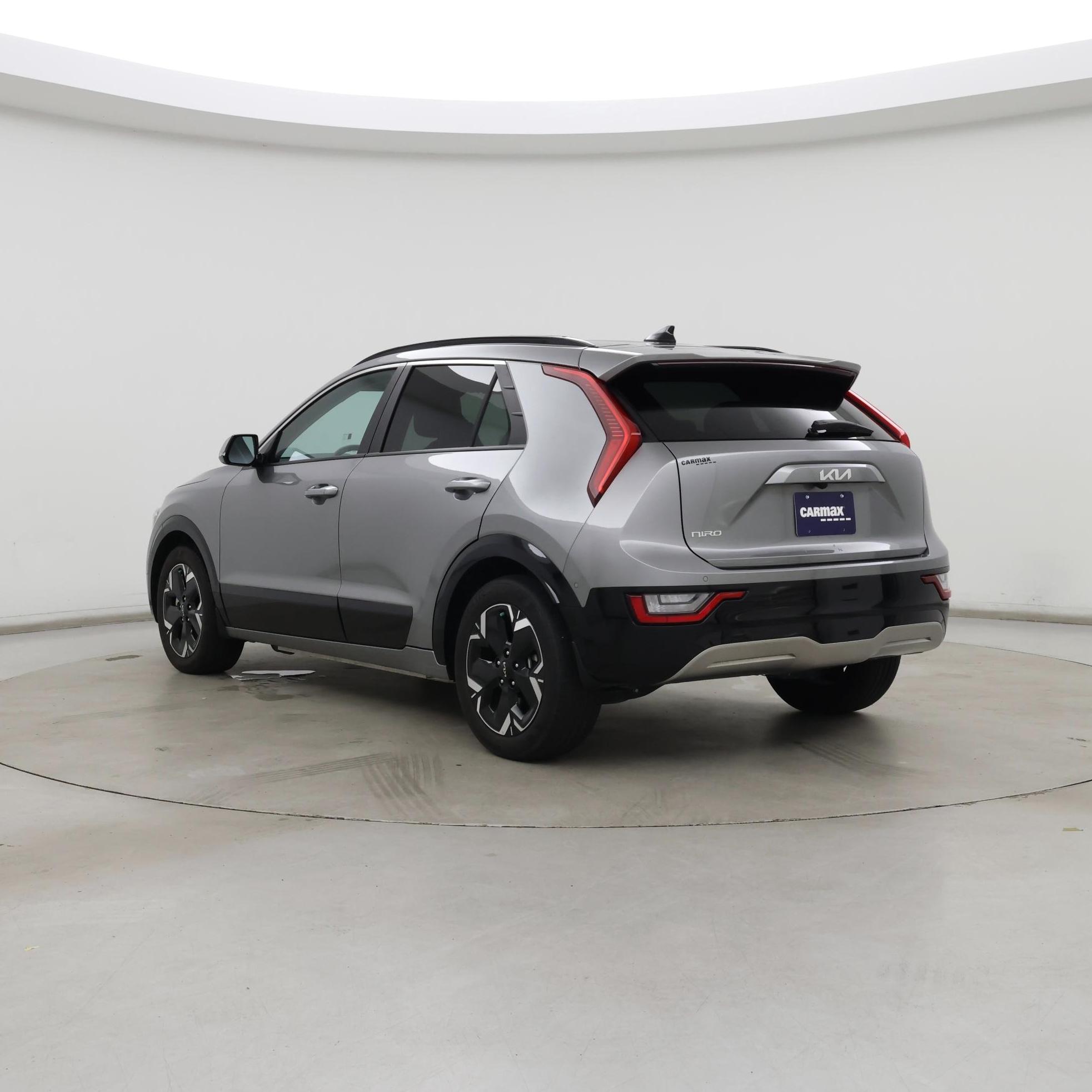 Thumbnail: 2023 Kia Niro - 2