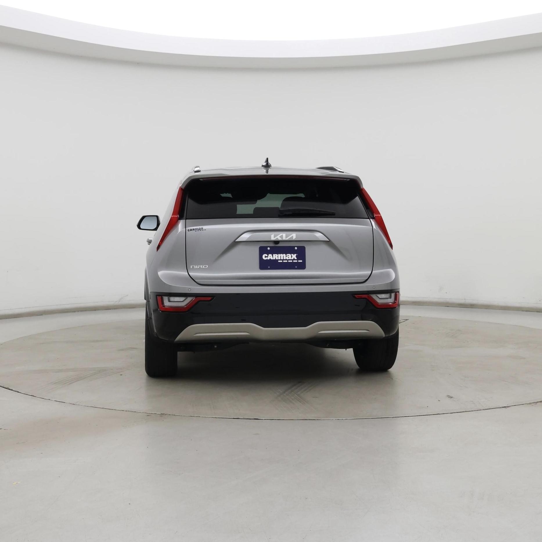 Thumbnail: 2023 Kia Niro - 6