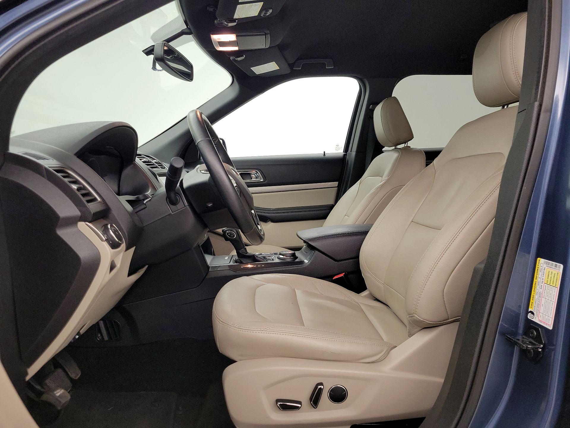 Thumbnail: 2018 Ford Explorer - 11