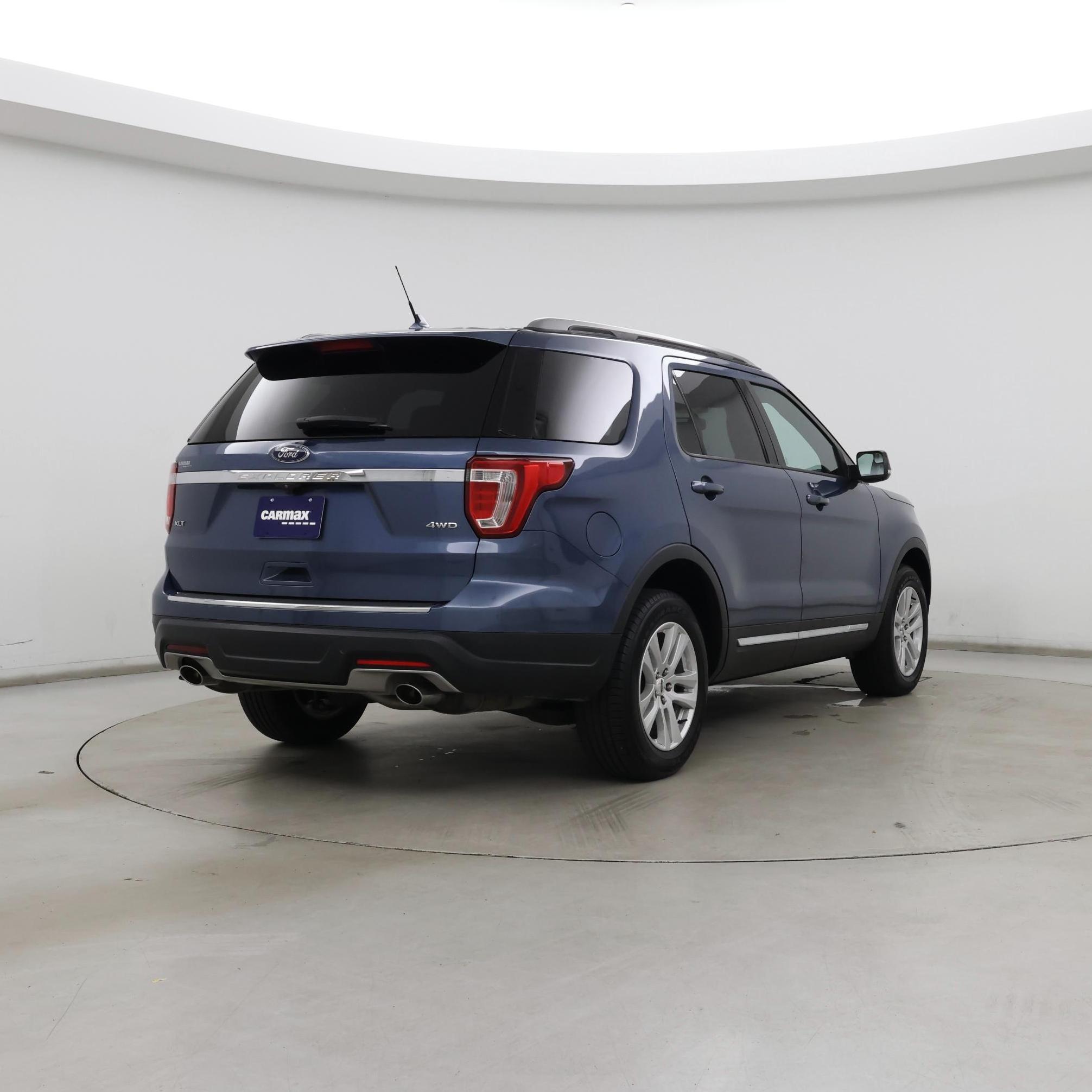 Thumbnail: 2018 Ford Explorer - 8