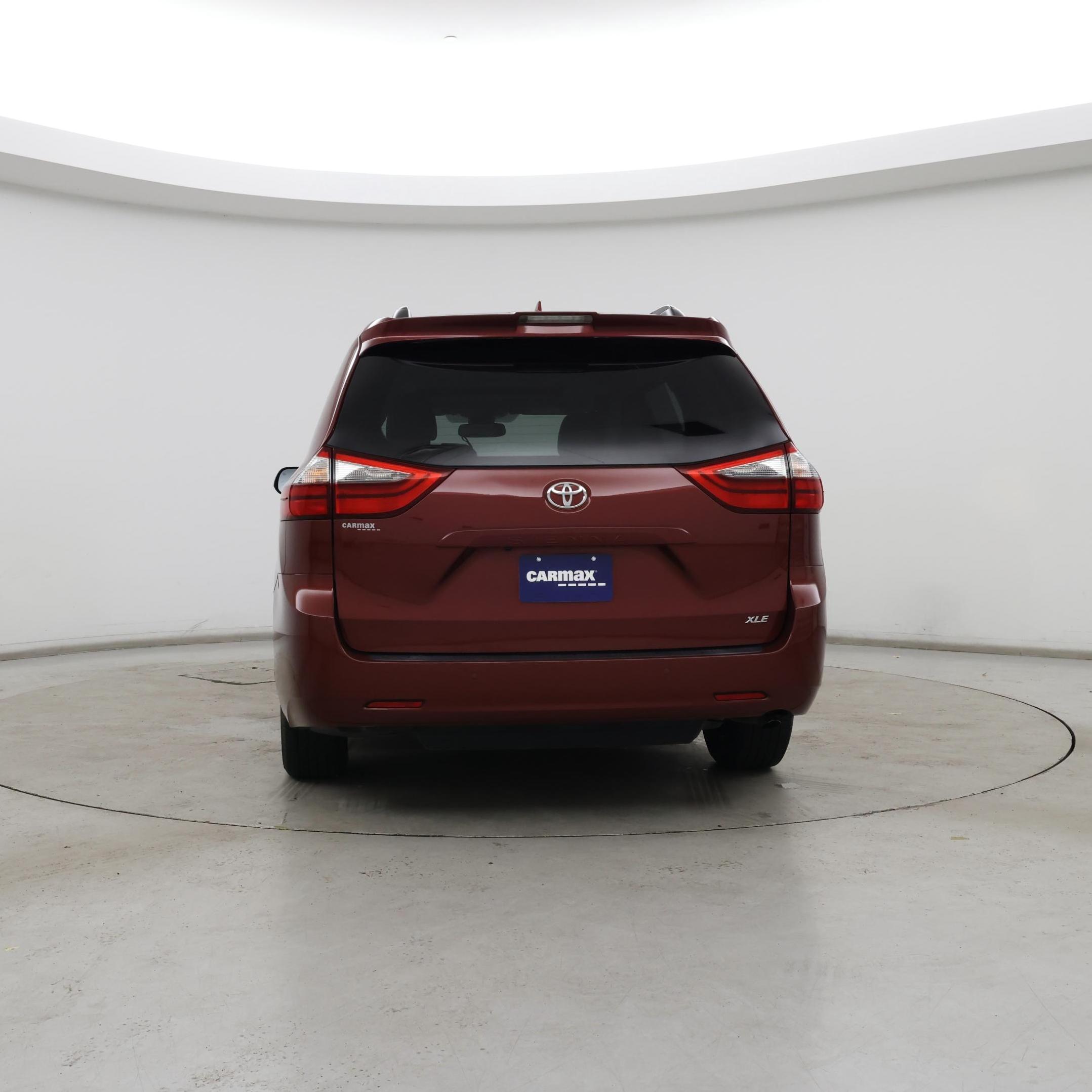 Thumbnail: 2020 Toyota Sienna - 6