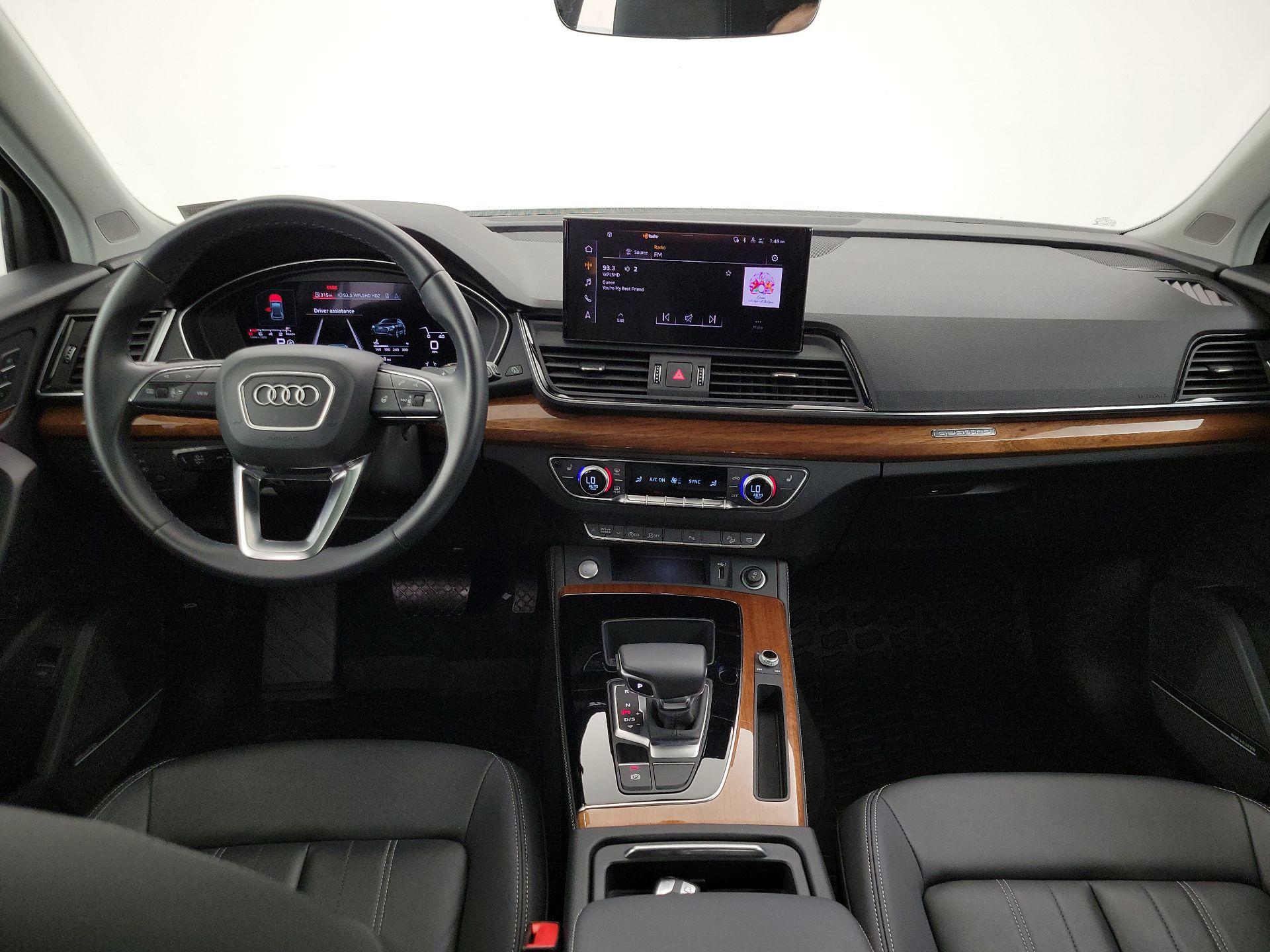 Thumbnail: 2022 Audi Q5 - 9