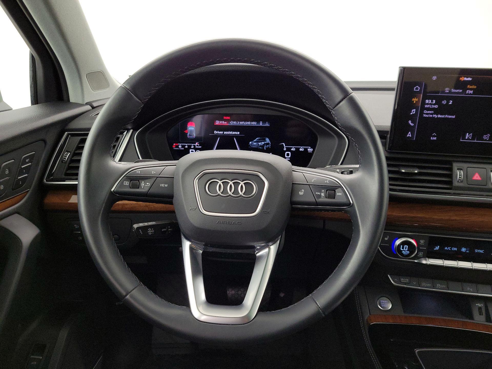 Thumbnail: 2022 Audi Q5 - 10