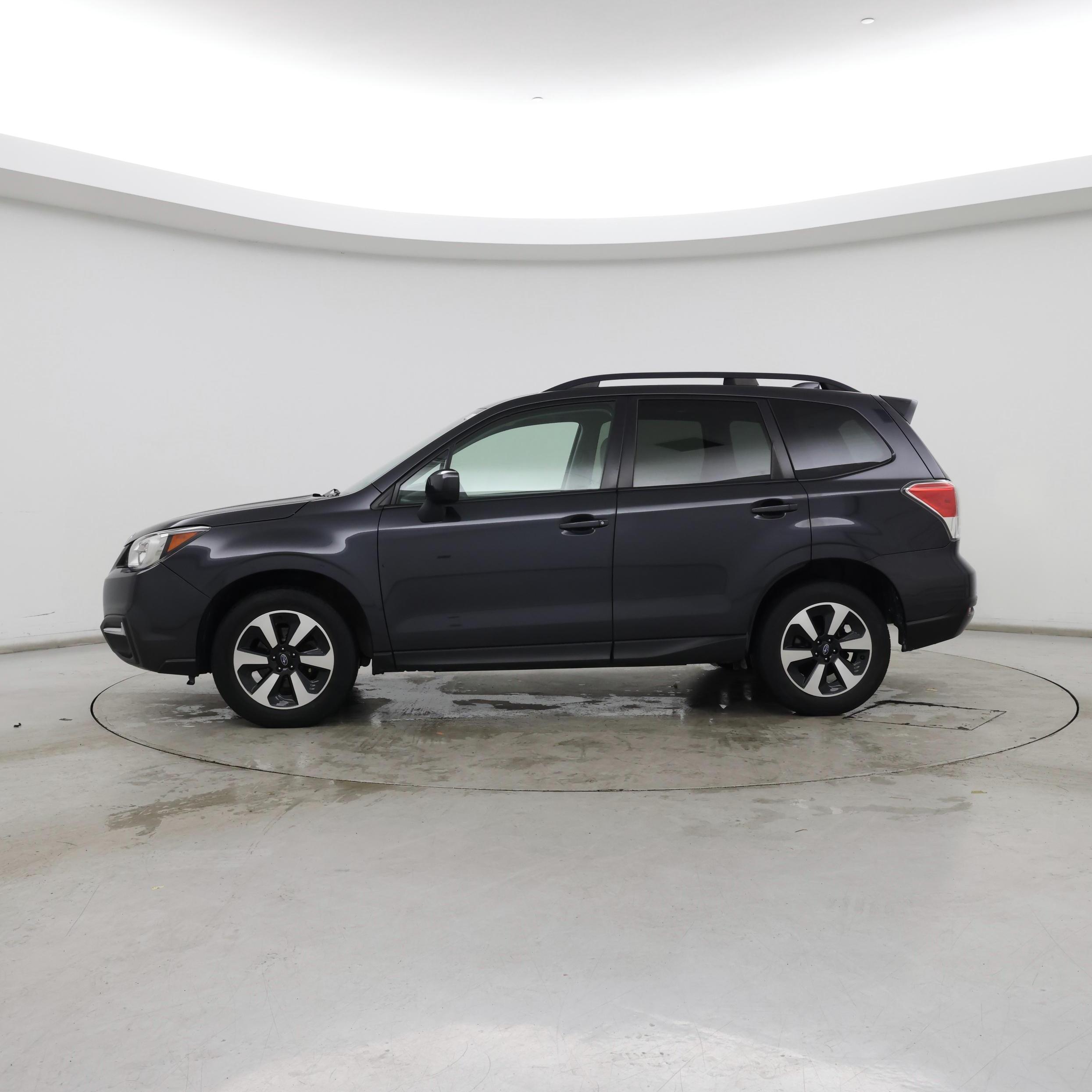 Thumbnail: 2018 Subaru Forester - 3