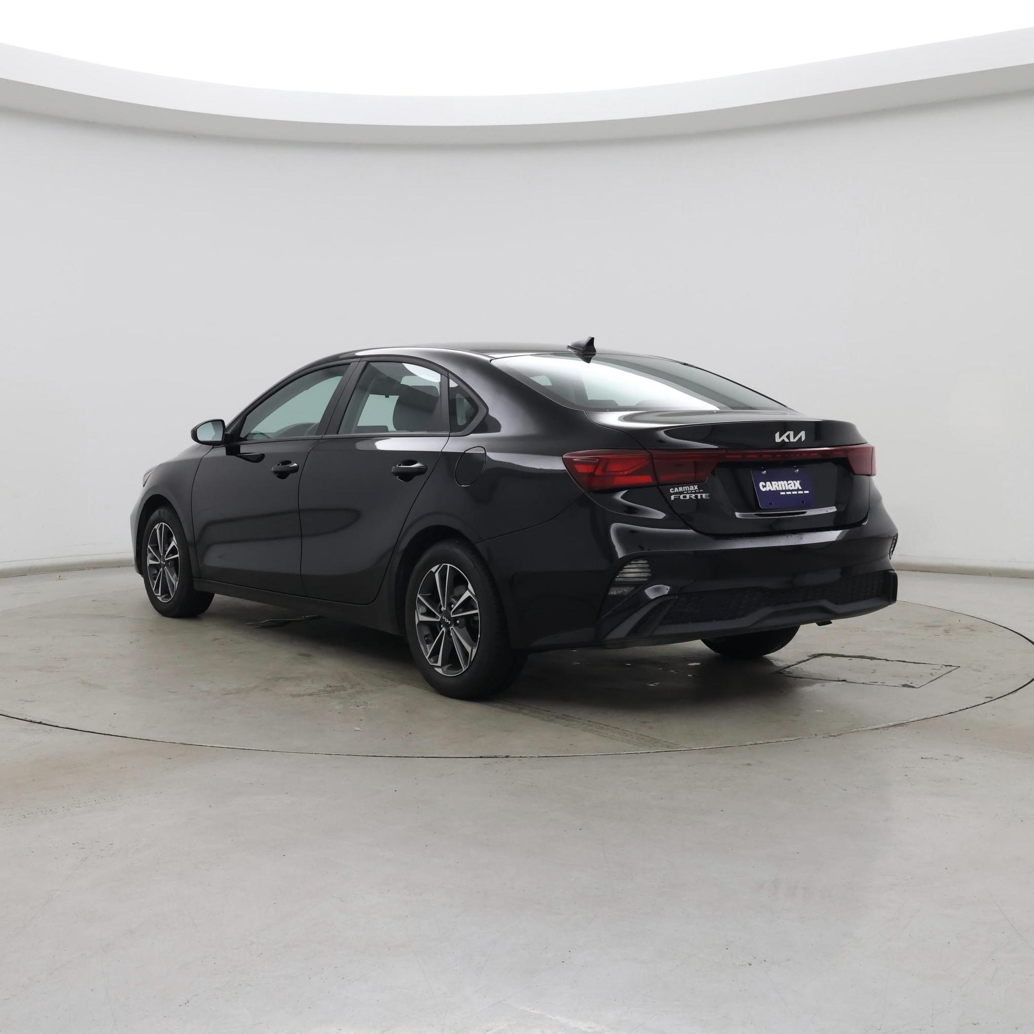 Thumbnail: 2024 Kia Forte - 2