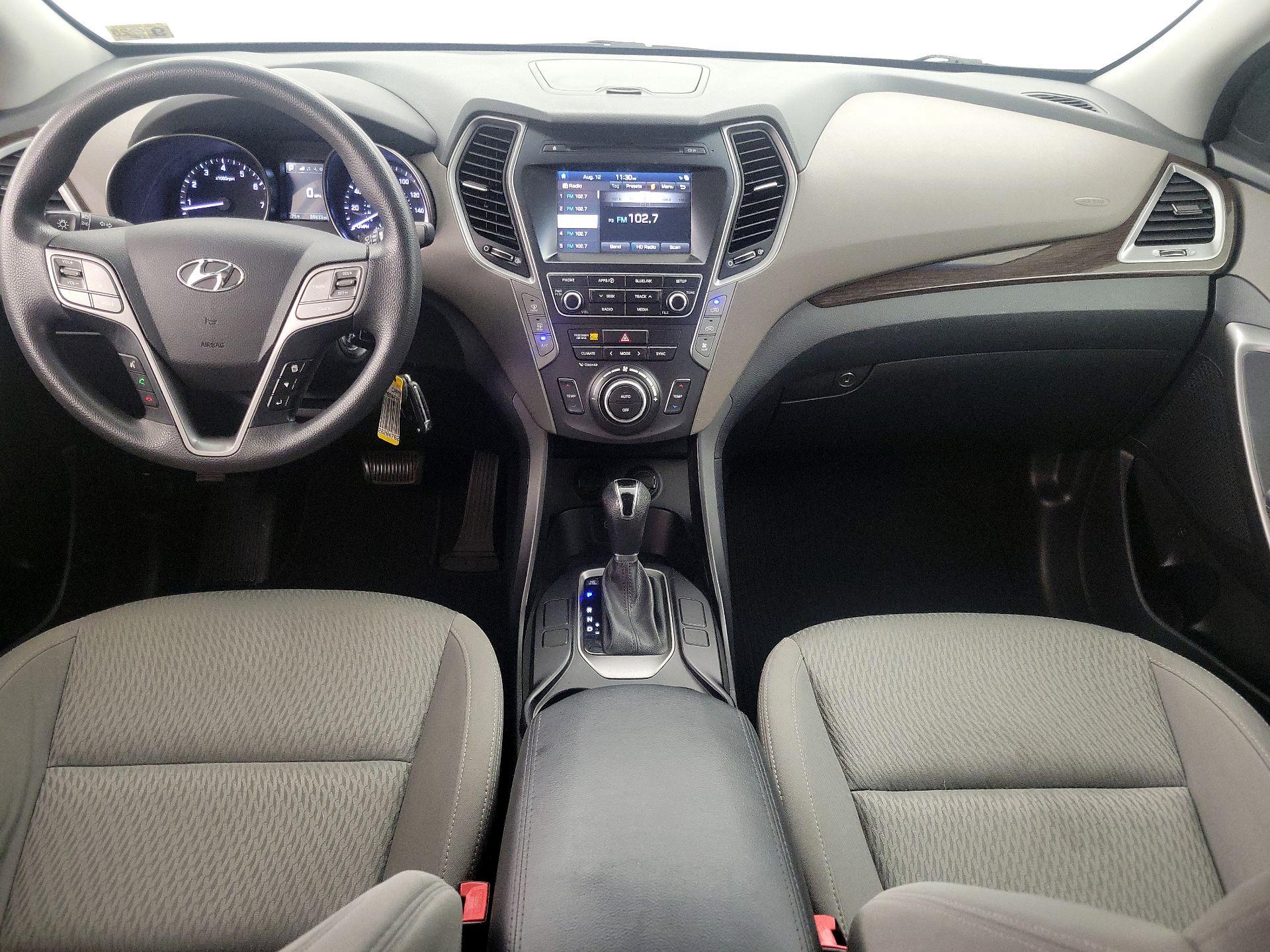 Thumbnail: 2017 Hyundai Santa Fe - 9
