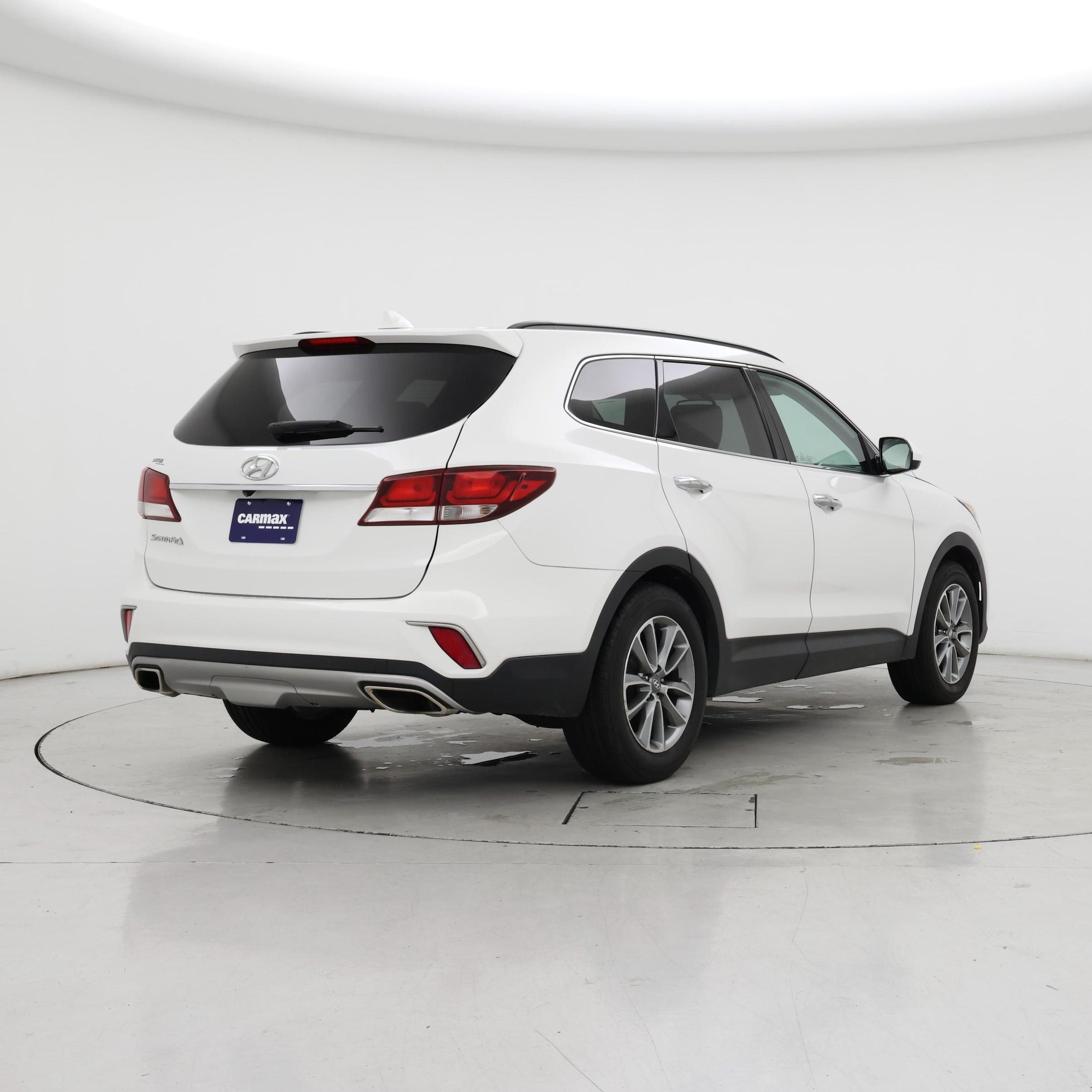 Thumbnail: 2017 Hyundai Santa Fe - 8