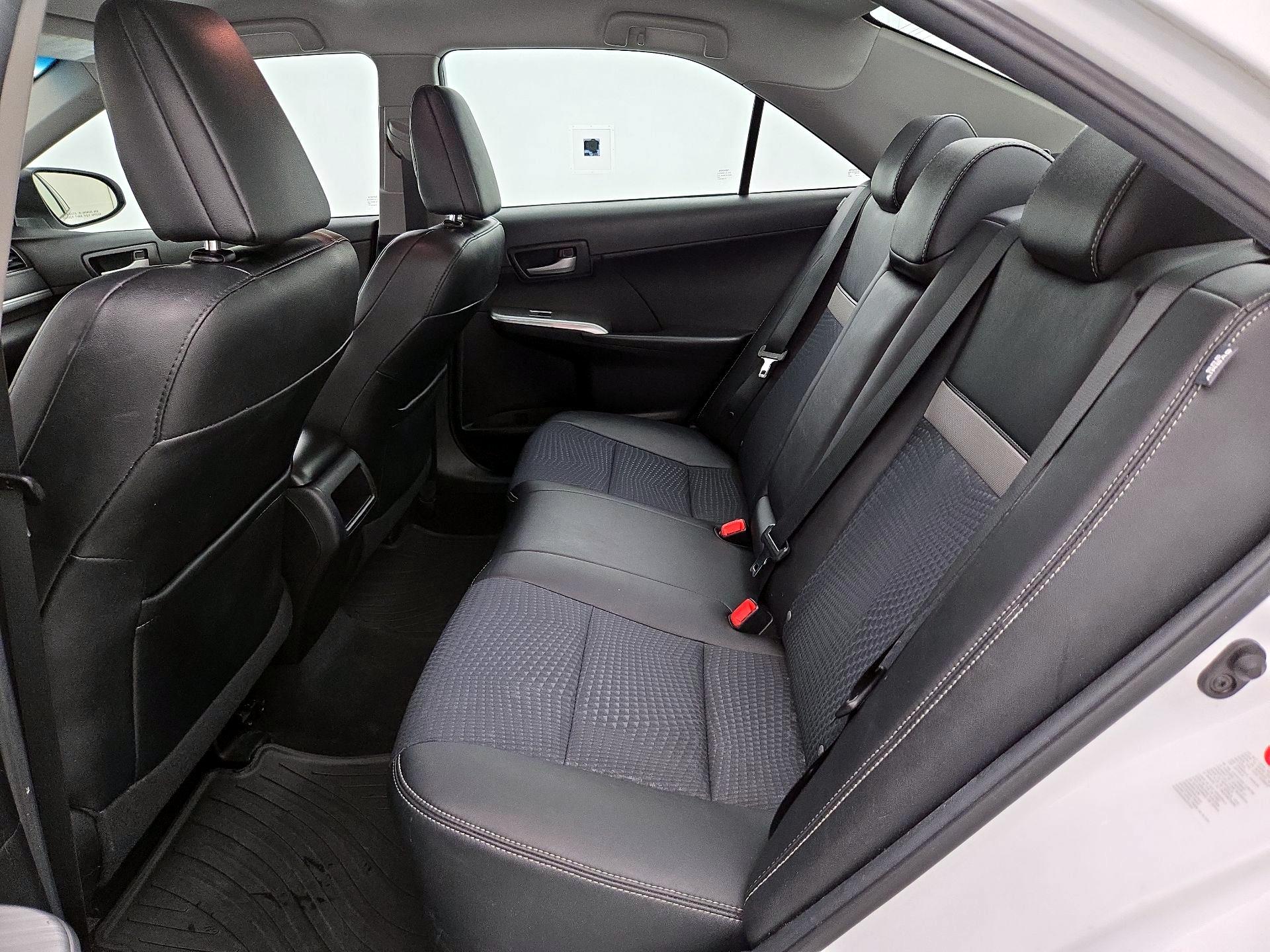 Thumbnail: 2014 Toyota Camry - 19
