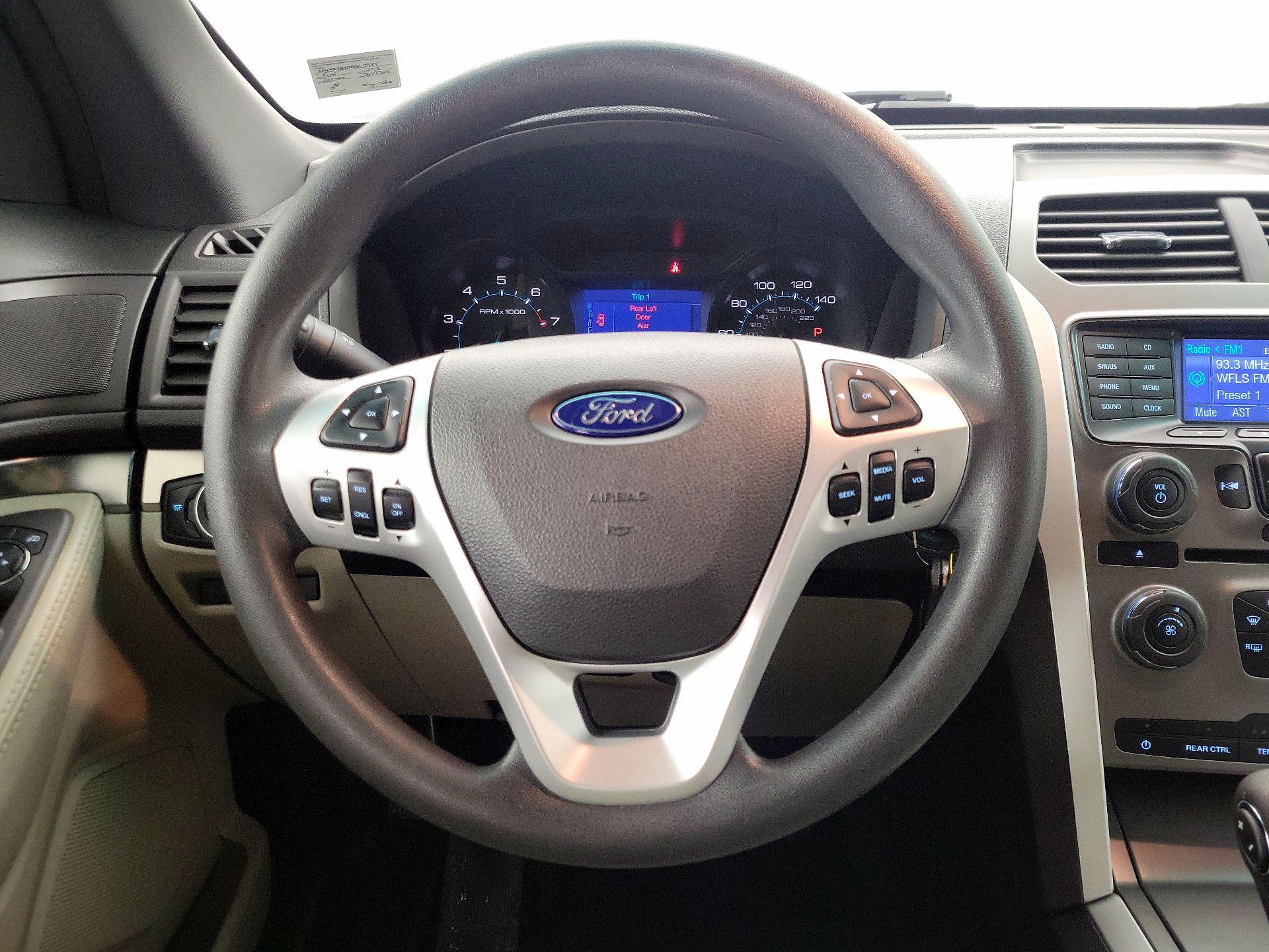 Thumbnail: 2013 Ford Explorer - 10