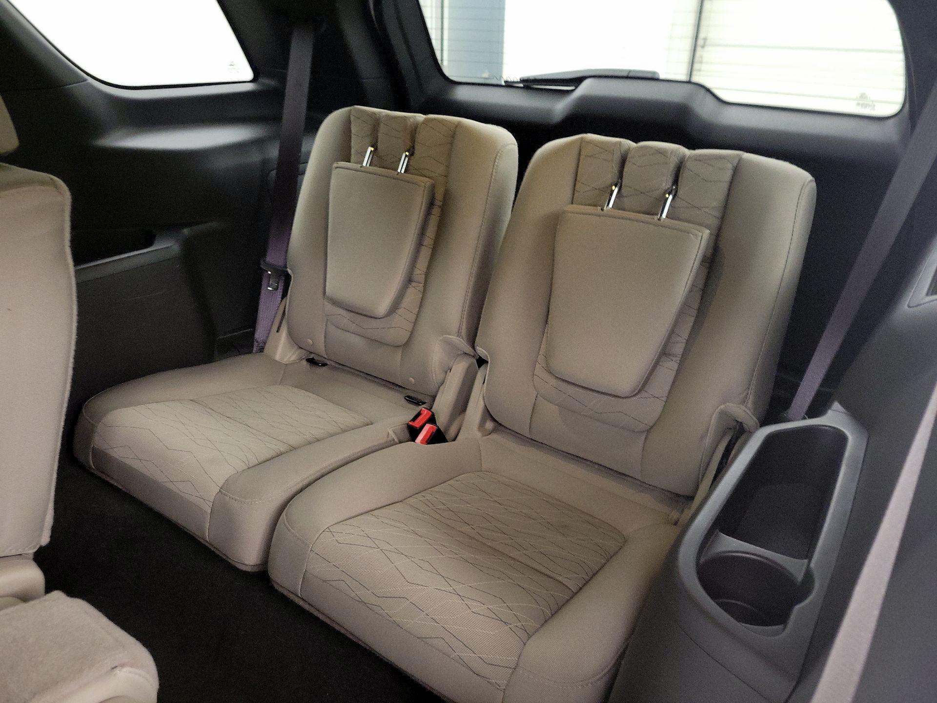 Thumbnail: 2013 Ford Explorer - 19