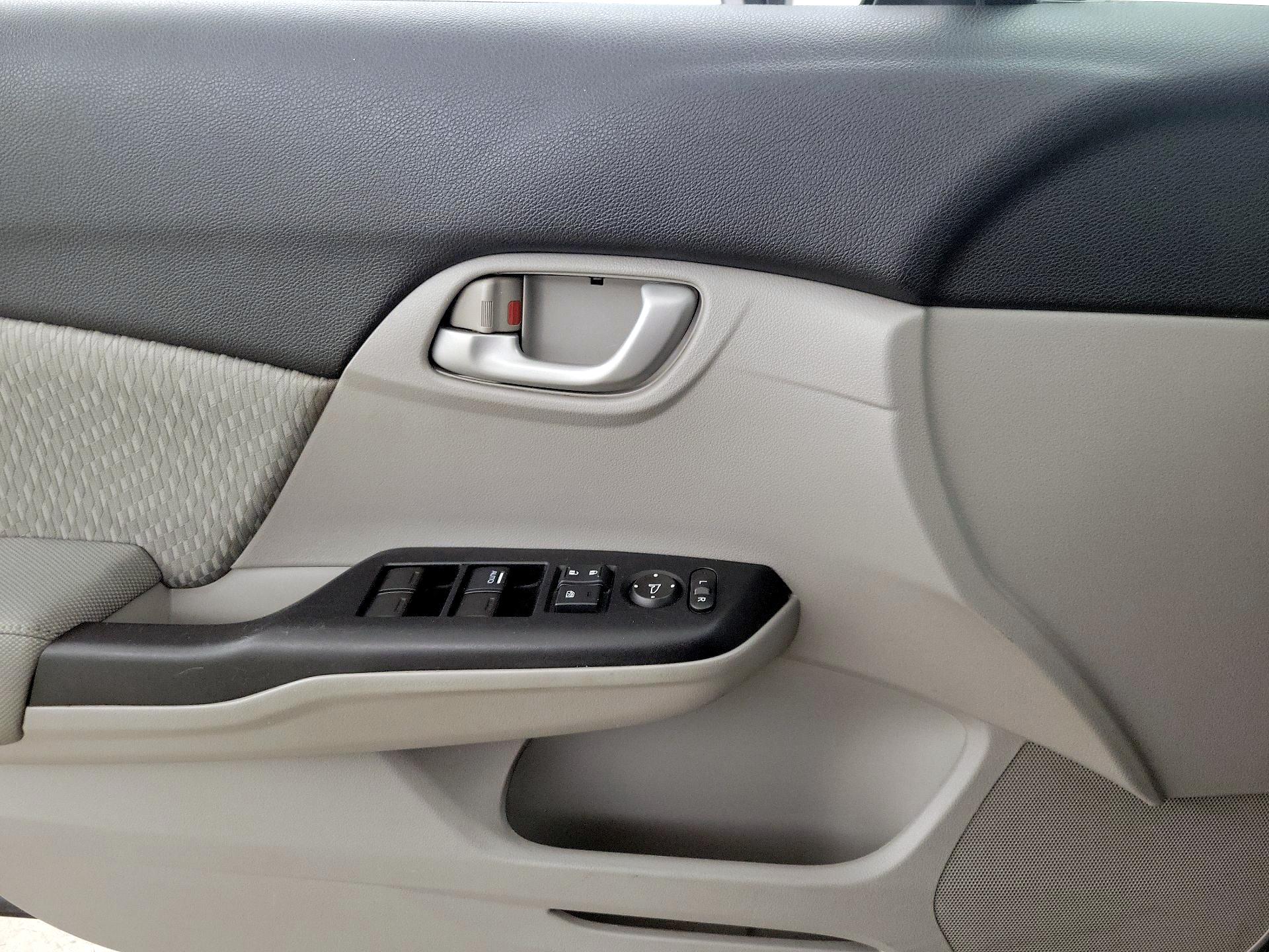 Thumbnail: 2014 Honda Civic - 12