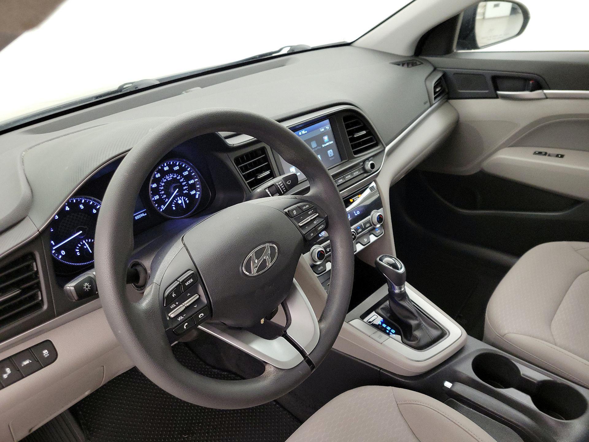 Thumbnail: 2020 Hyundai Elantra - 9