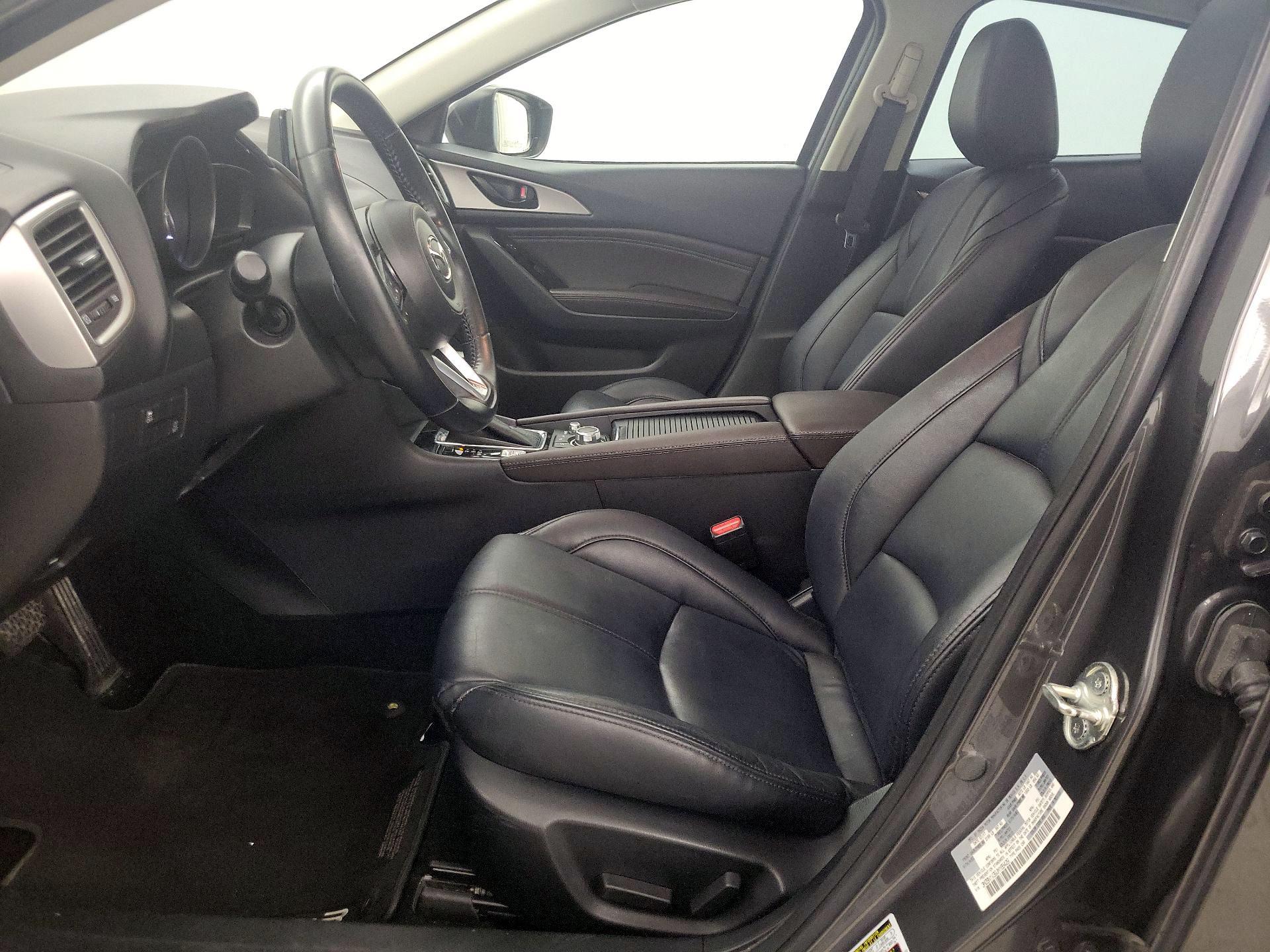 Thumbnail: 2018 Mazda Mazda3 - 11