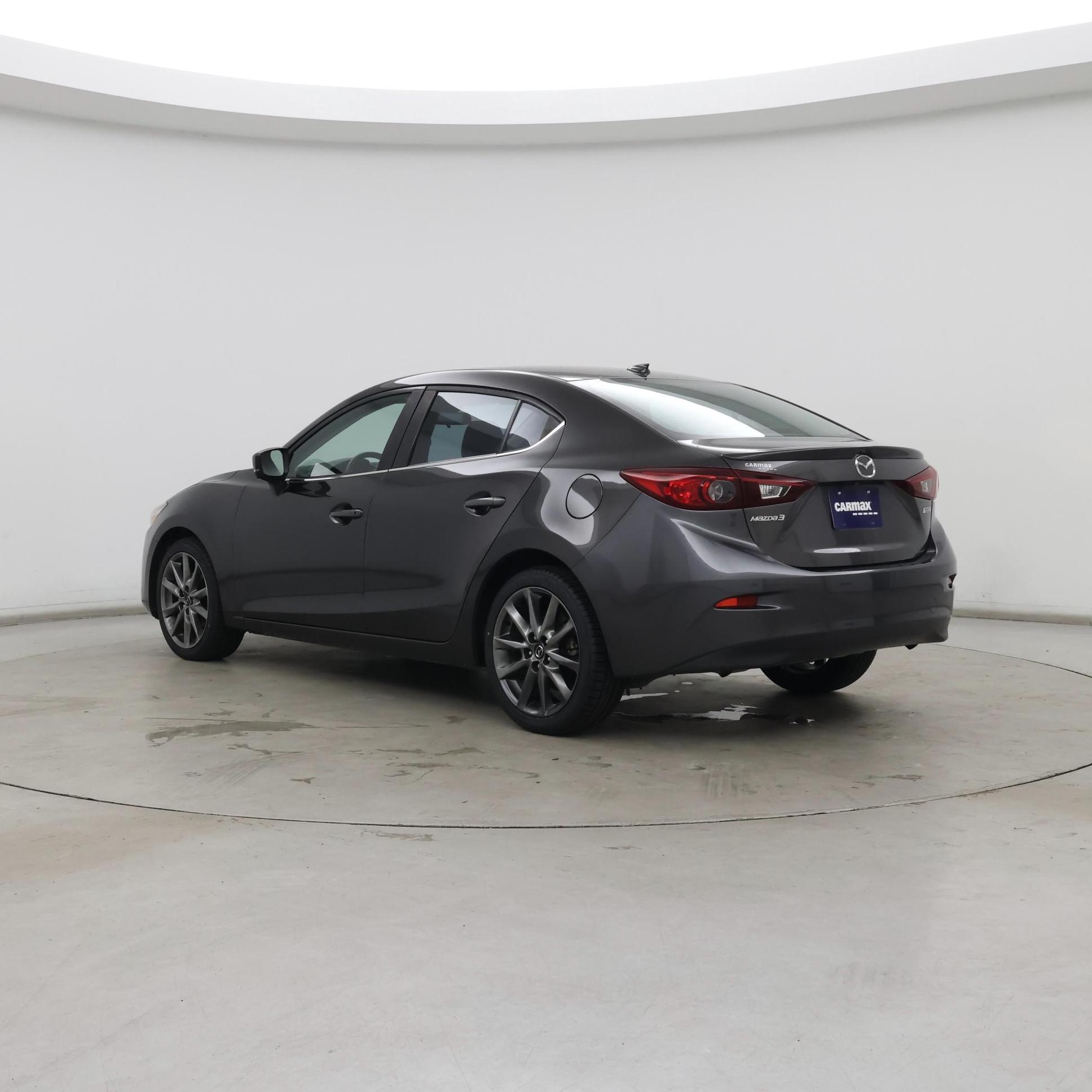 Thumbnail: 2018 Mazda Mazda3 - 2