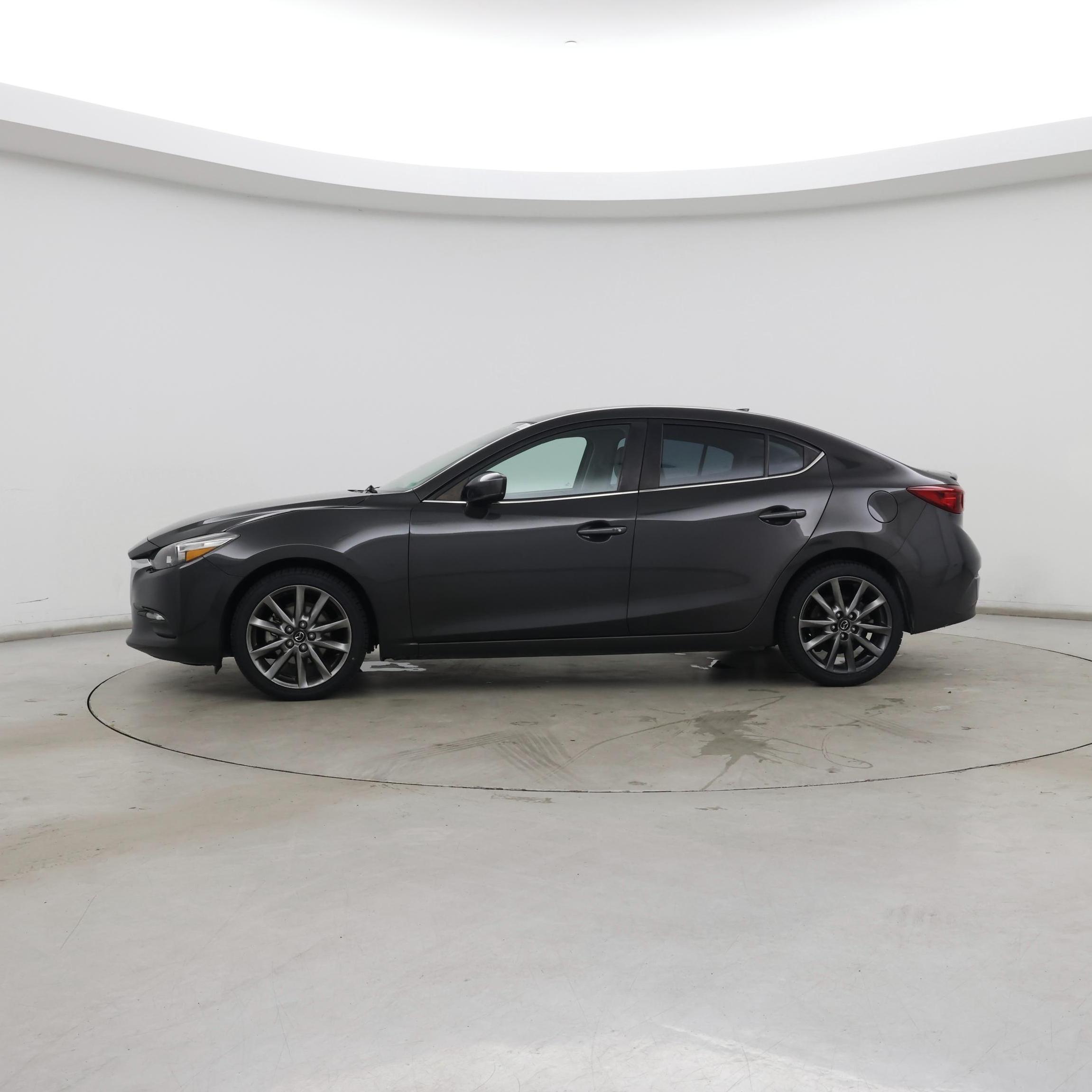 Thumbnail: 2018 Mazda Mazda3 - 3