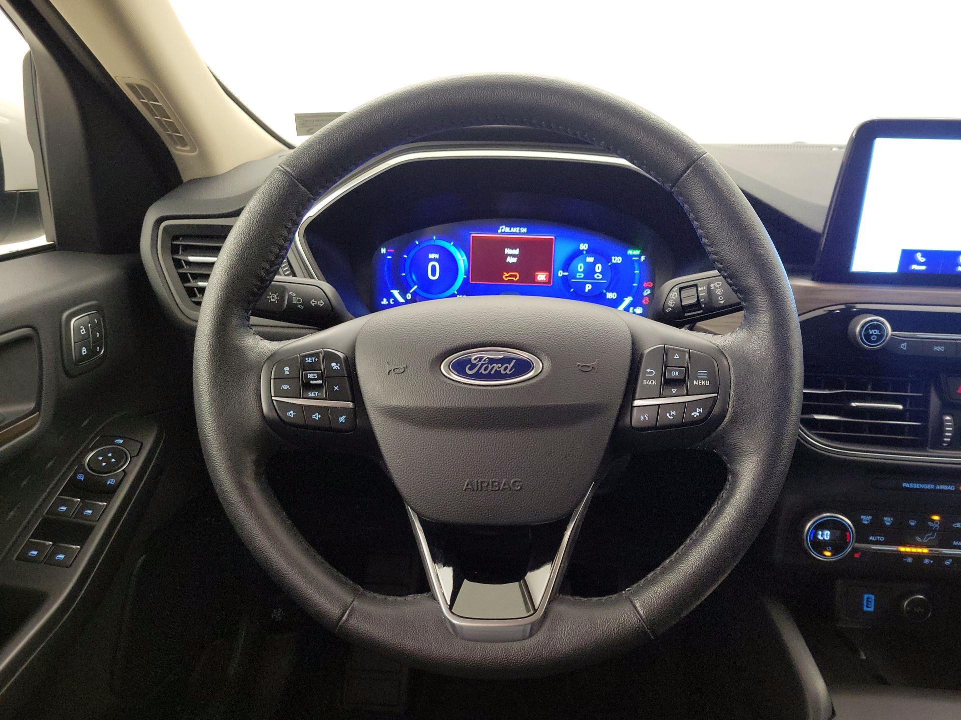 Thumbnail: 2020 Ford Escape - 10