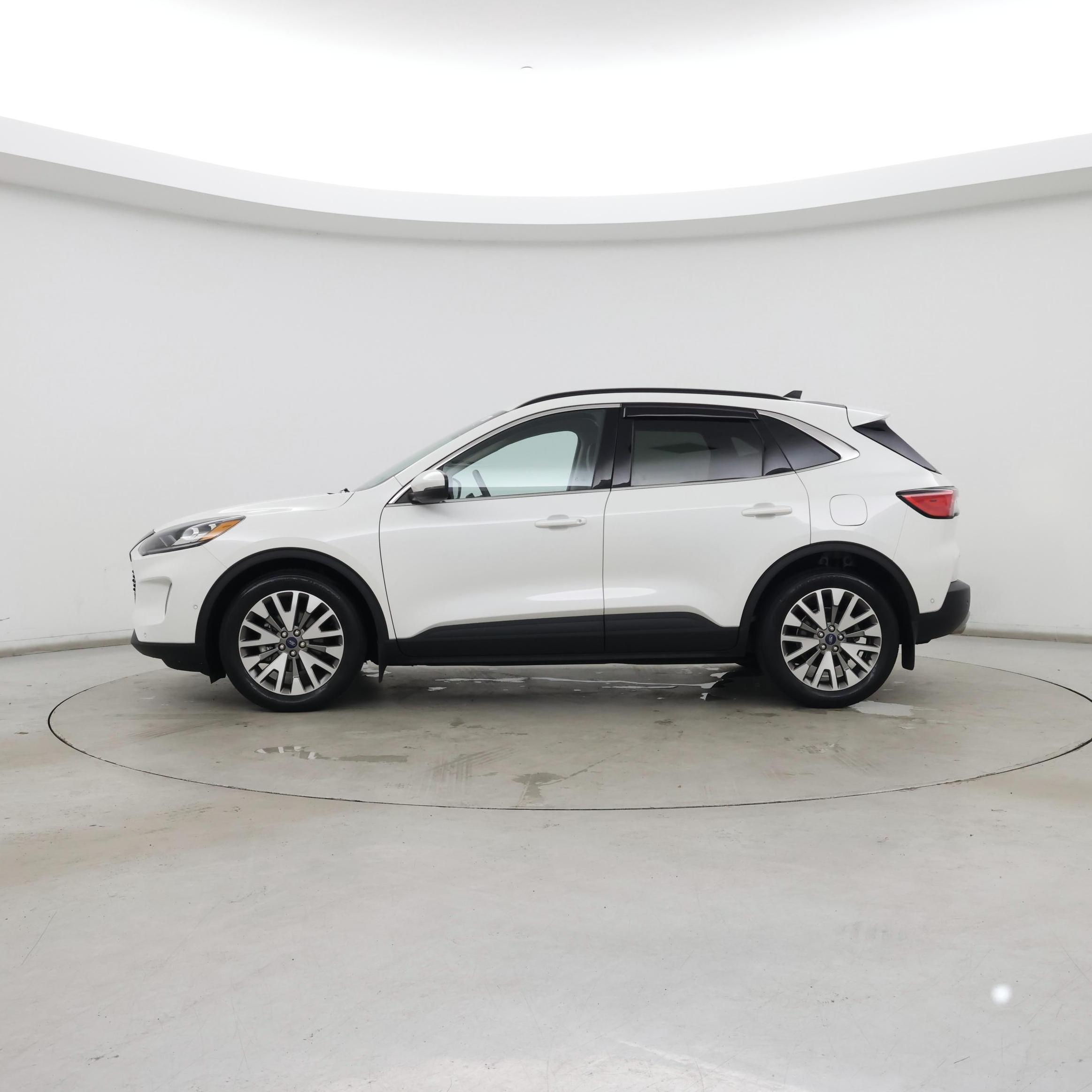 Thumbnail: 2020 Ford Escape - 3