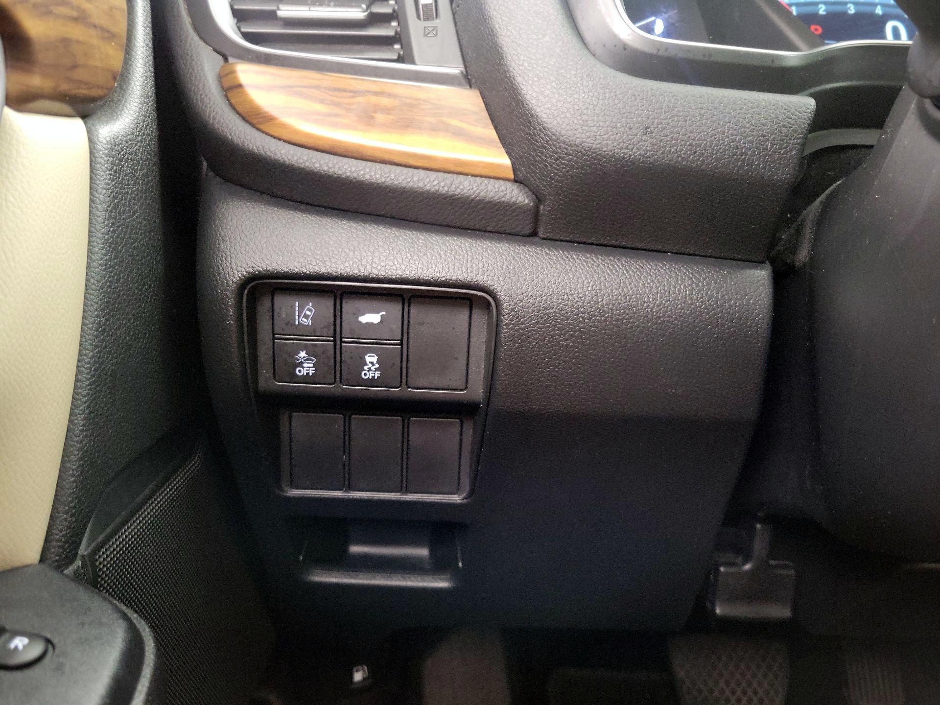 Thumbnail: 2017 Honda CR-V - 13