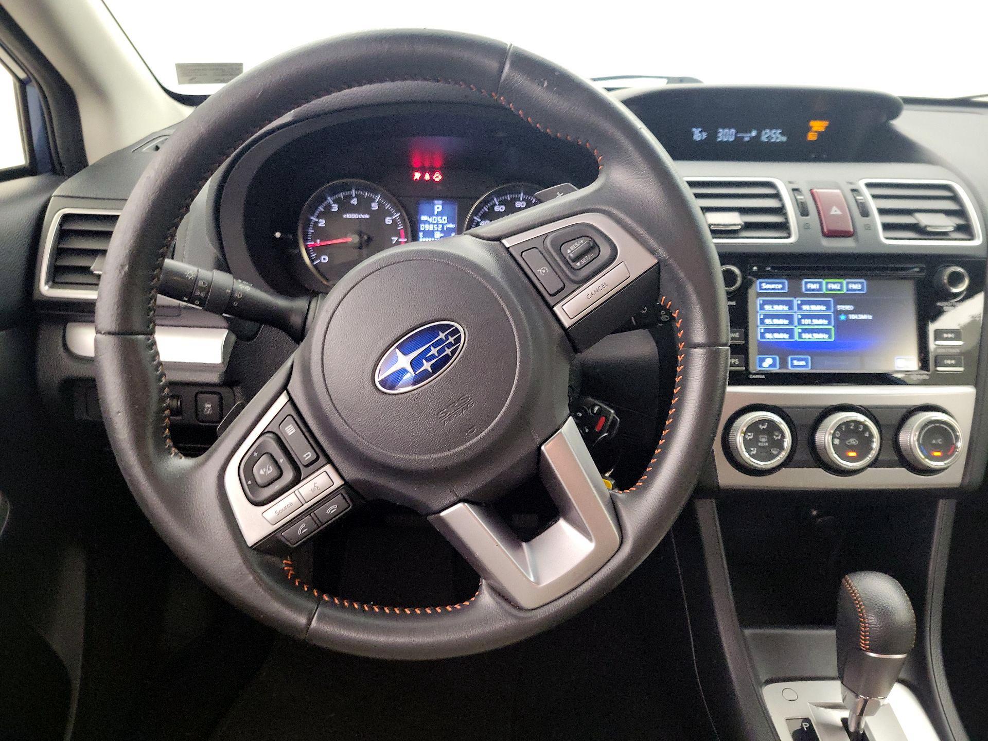 Thumbnail: 2017 Subaru Crosstrek - 10