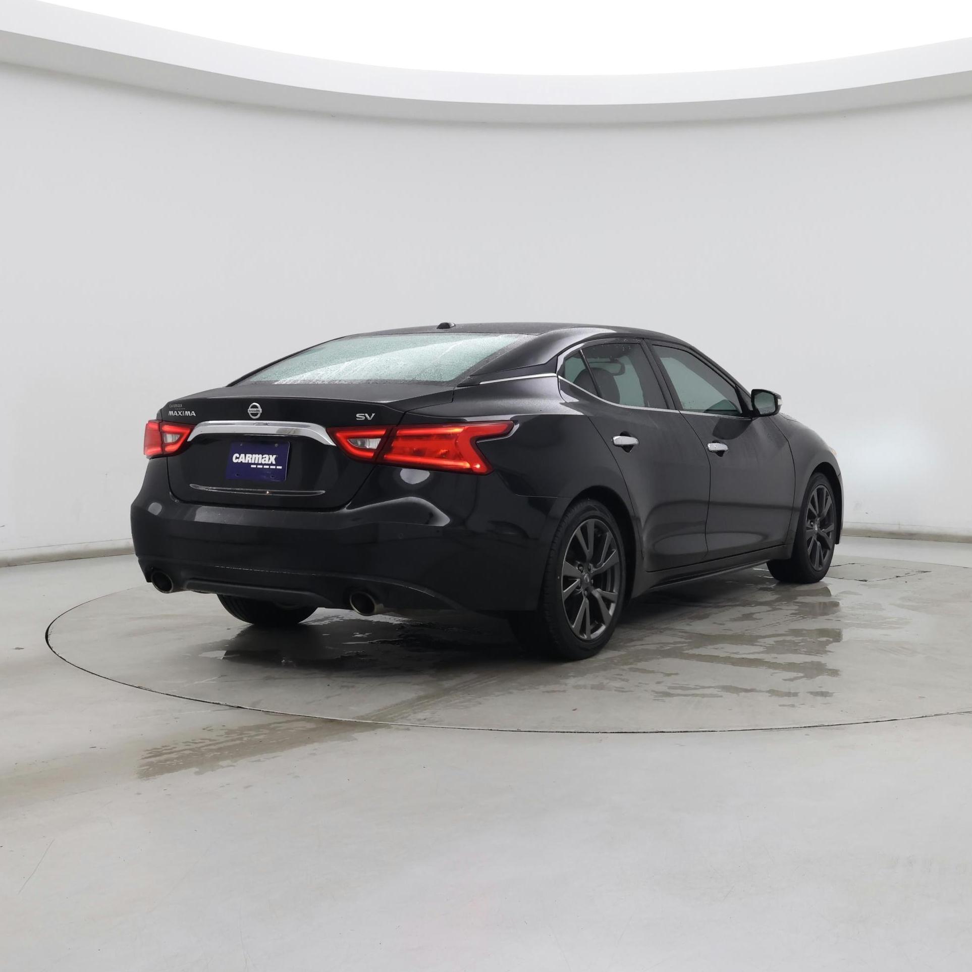 Thumbnail: 2017 Nissan Maxima - 8