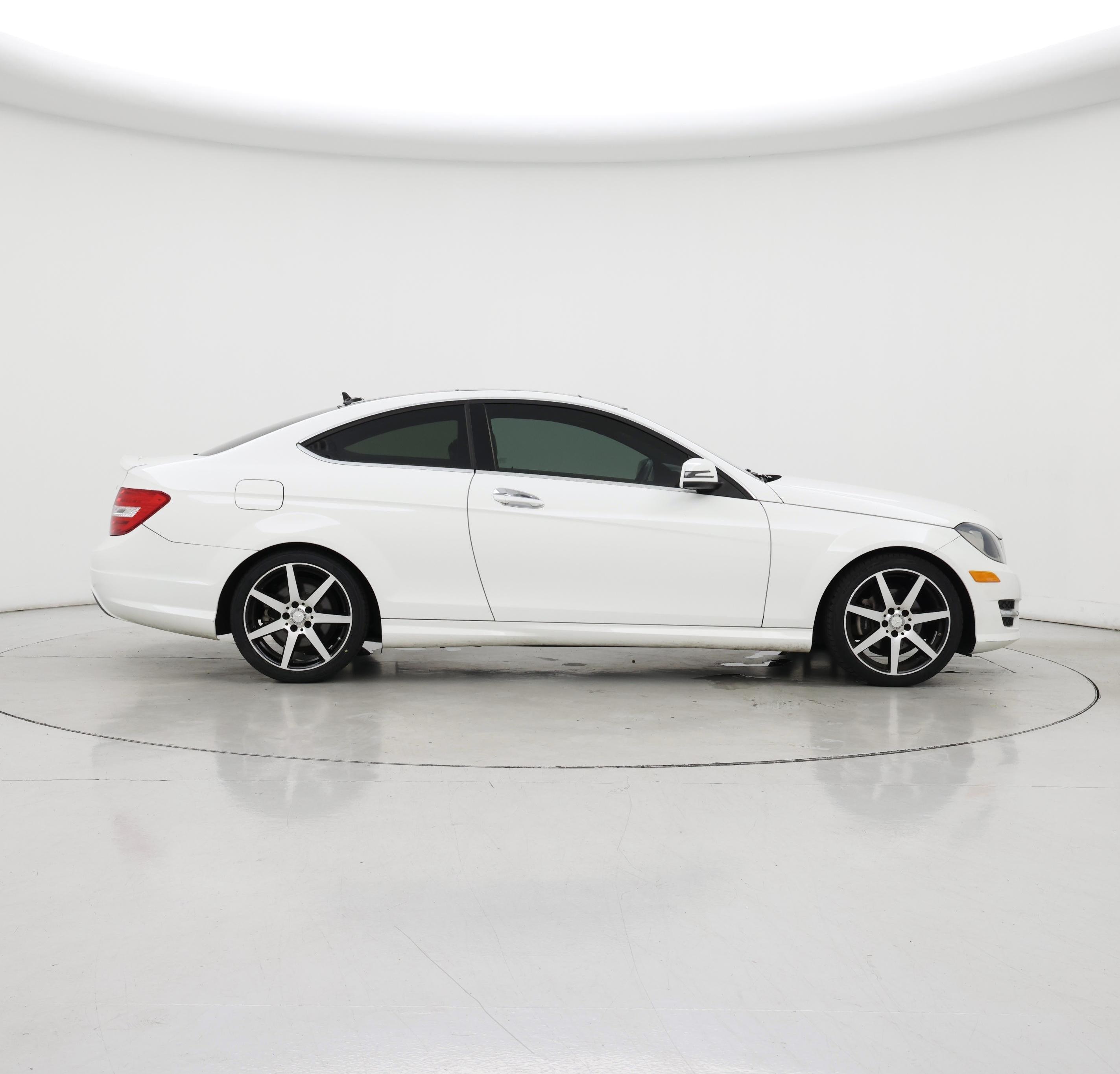 Thumbnail: 2015 Mercedes-Benz C-Class - 7